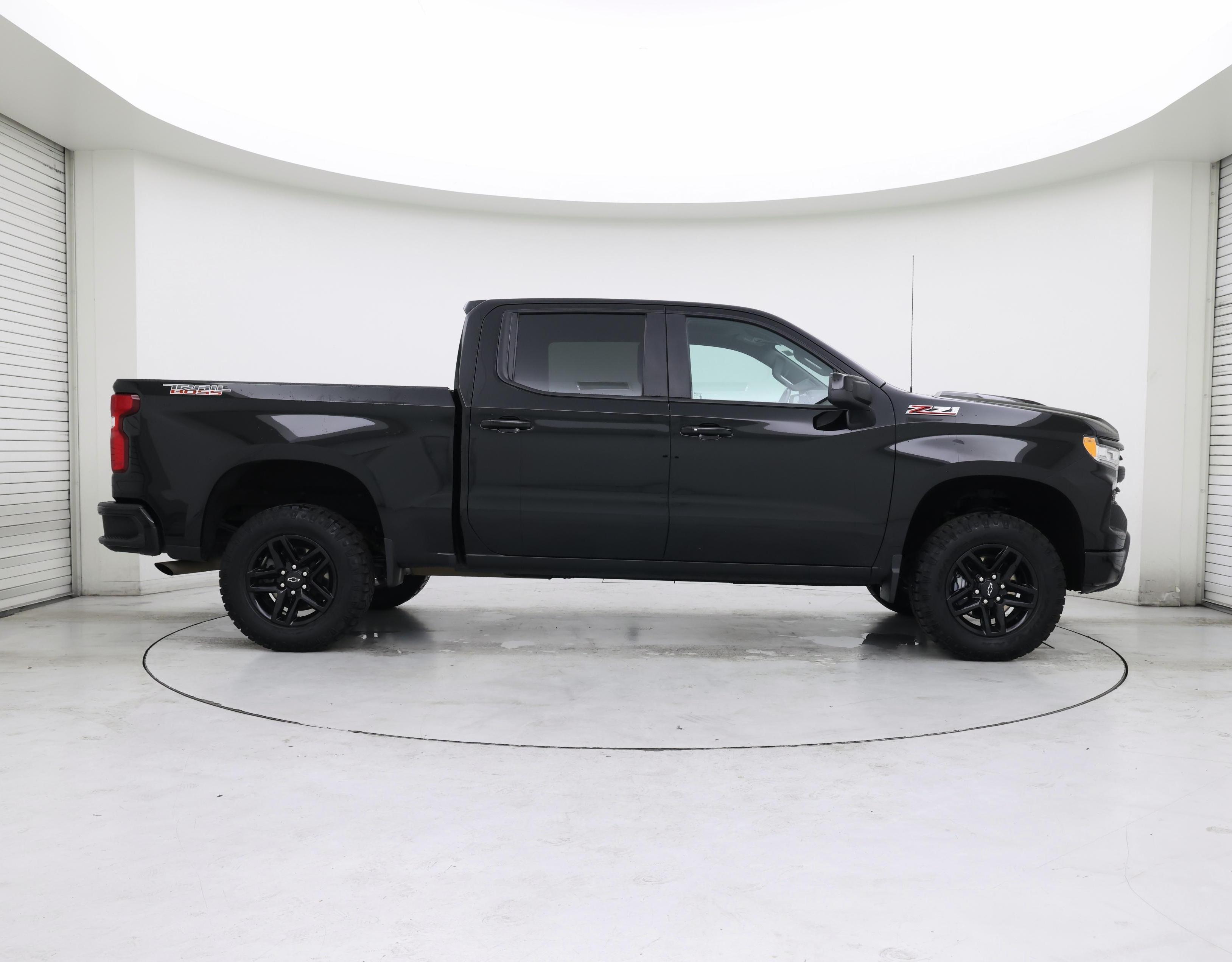 Thumbnail: 2022 Chevrolet Silverado 1500 - 7