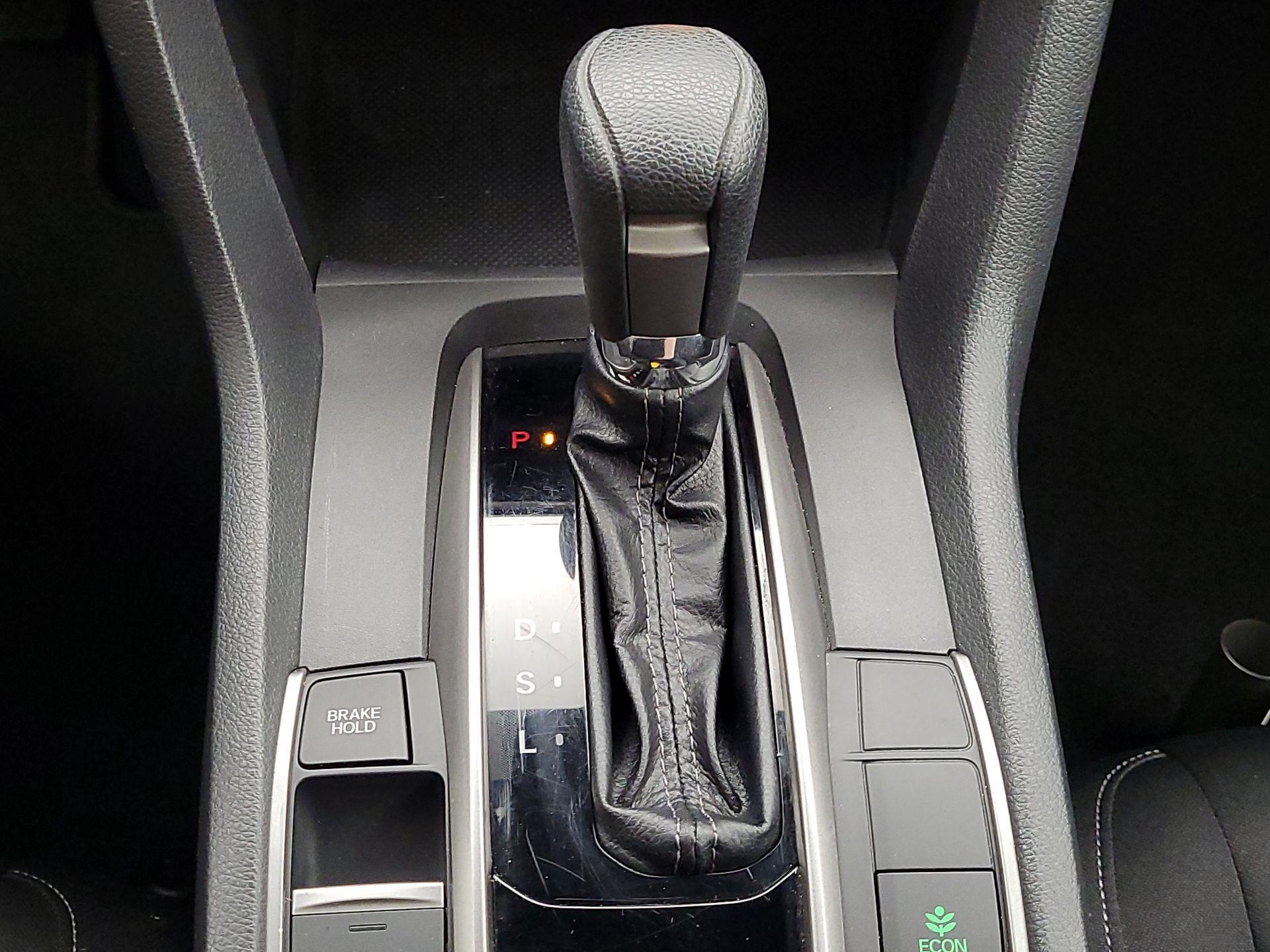 Thumbnail: 2019 Honda Civic - 17