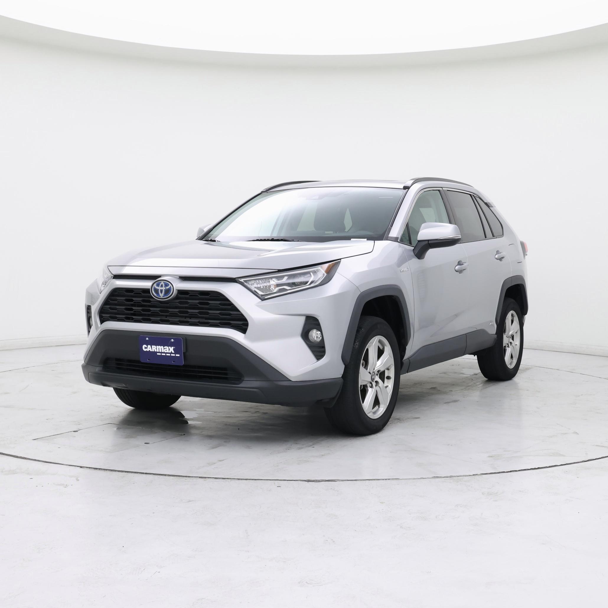 Thumbnail: 2021 Toyota RAV4 - 4
