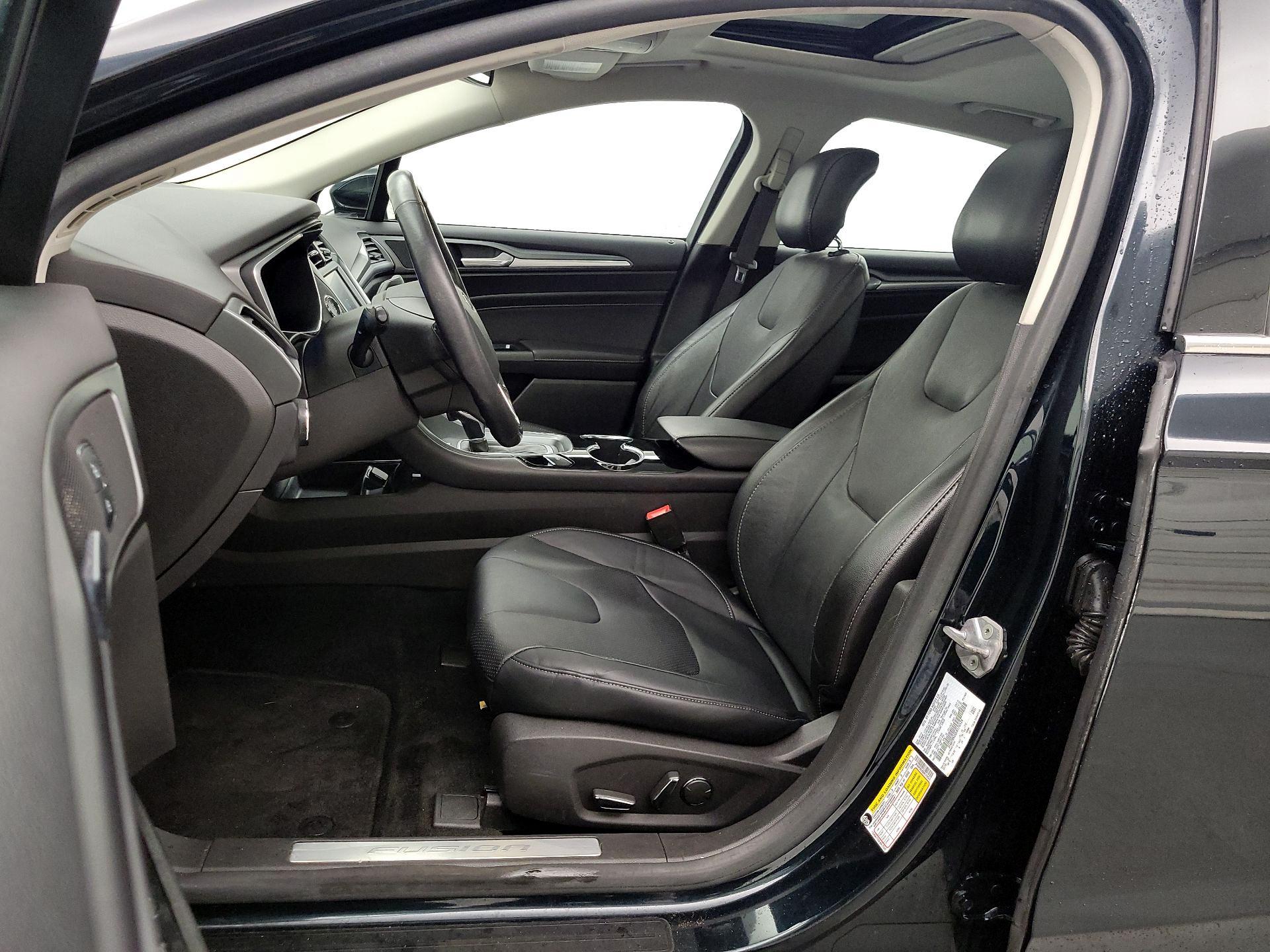 Thumbnail: 2014 Ford Fusion - 11