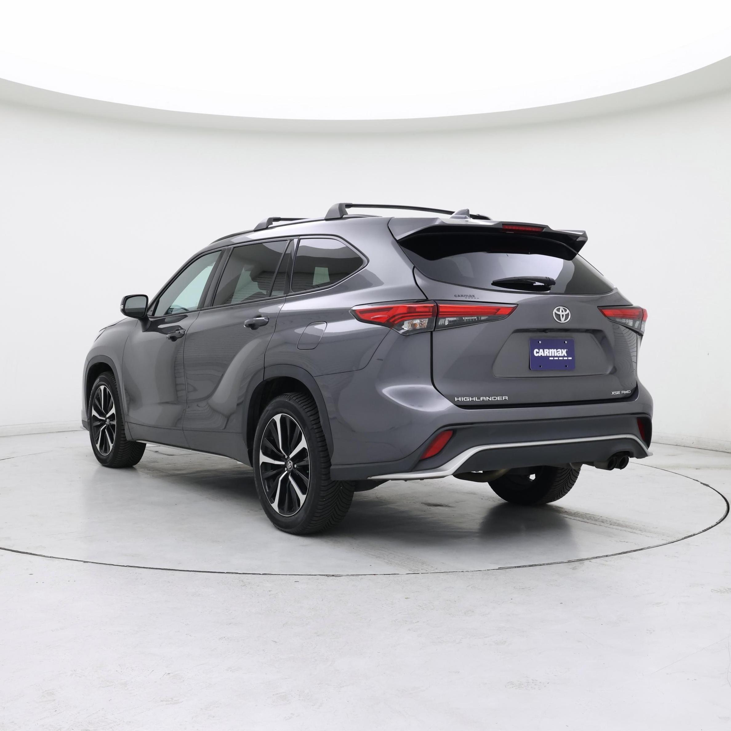 Thumbnail: 2021 Toyota Highlander - 2