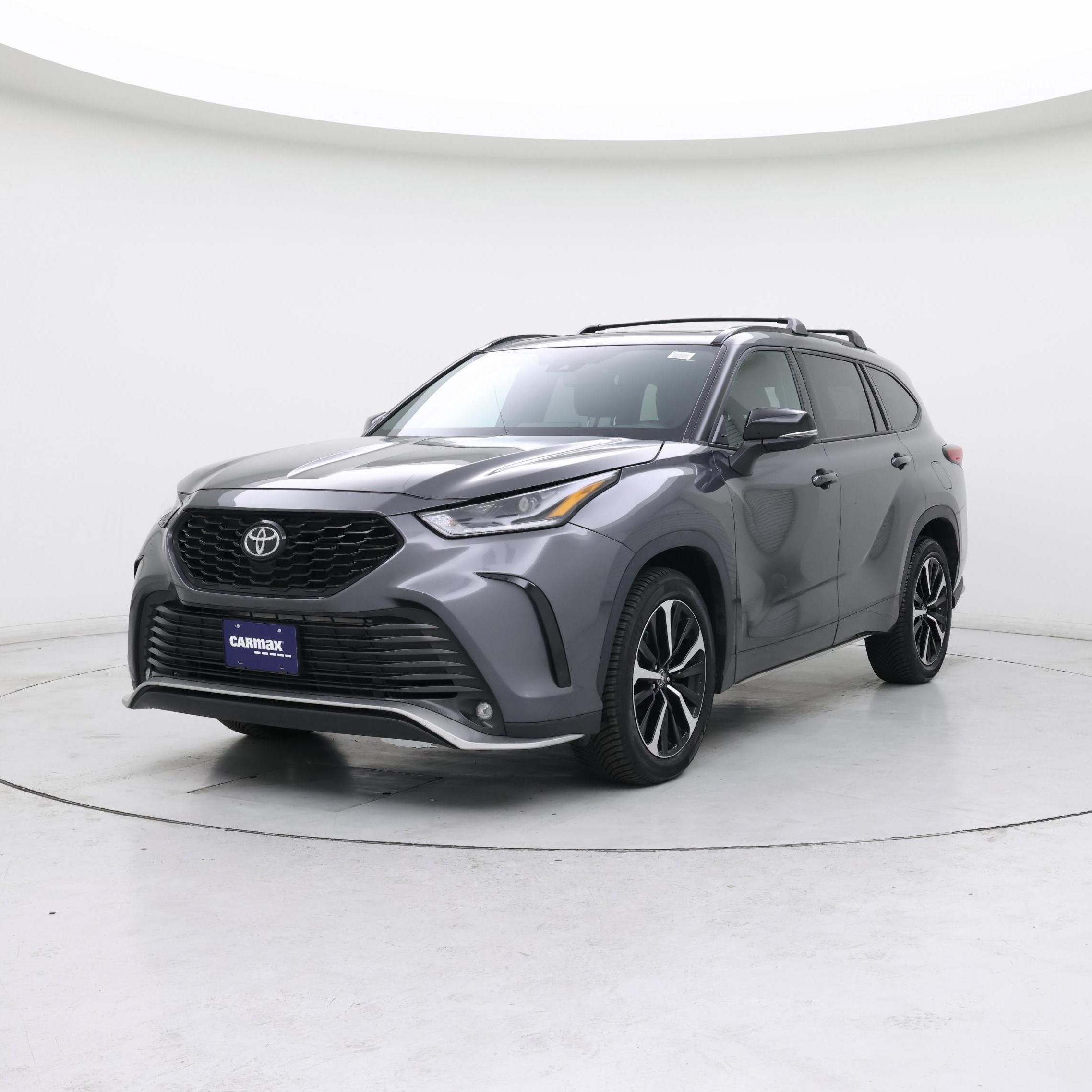 Thumbnail: 2021 Toyota Highlander - 4