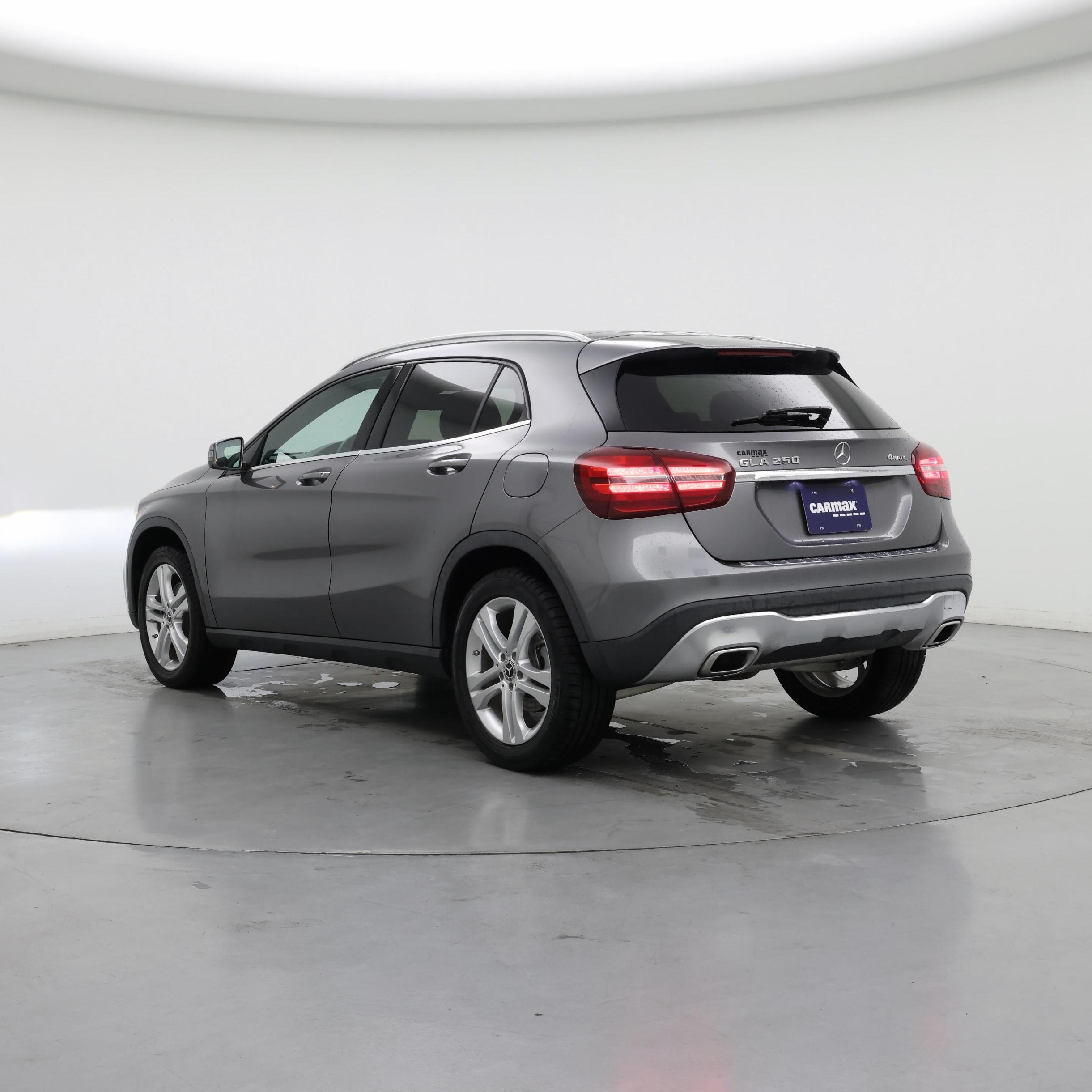 Thumbnail: 2018 Mercedes-Benz GLA - 2