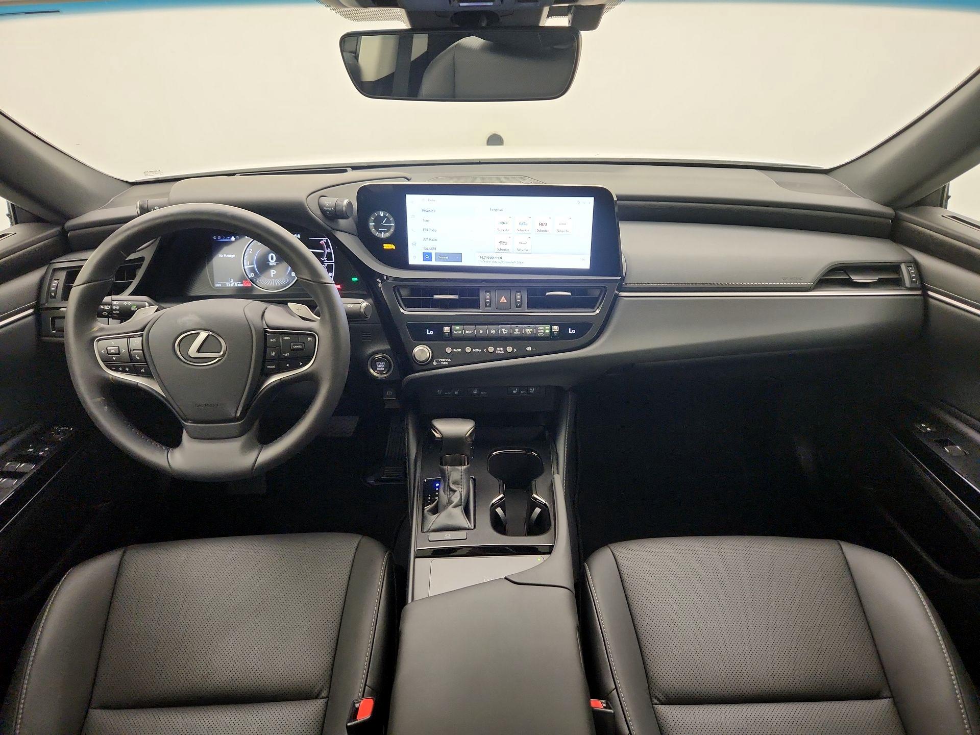 Thumbnail: 2024 Lexus ES - 9