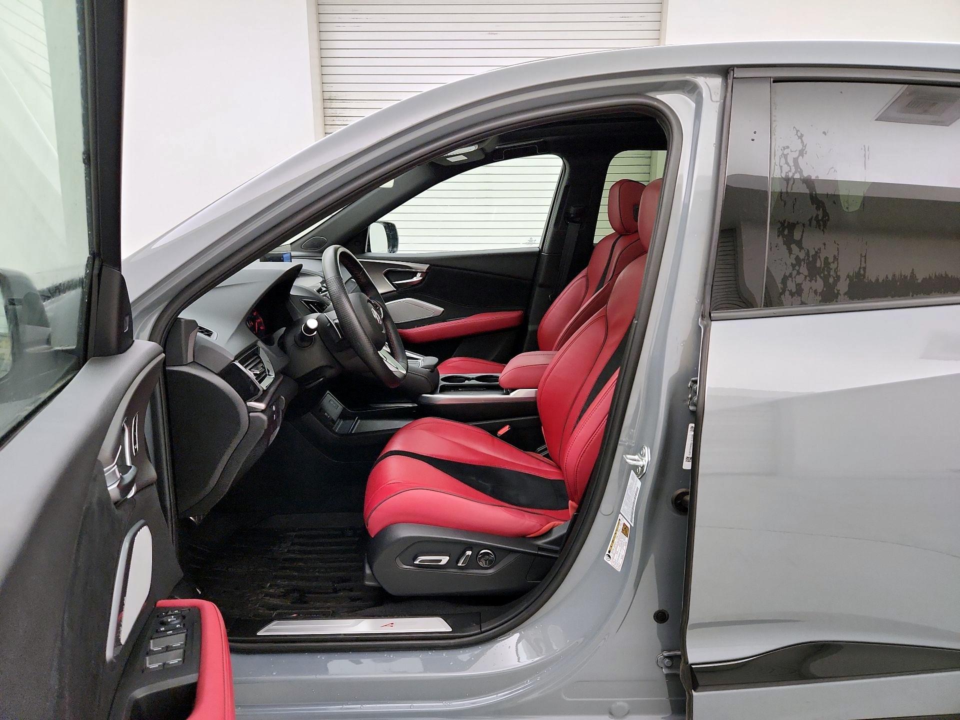 Thumbnail: 2025 Acura RDX - 11