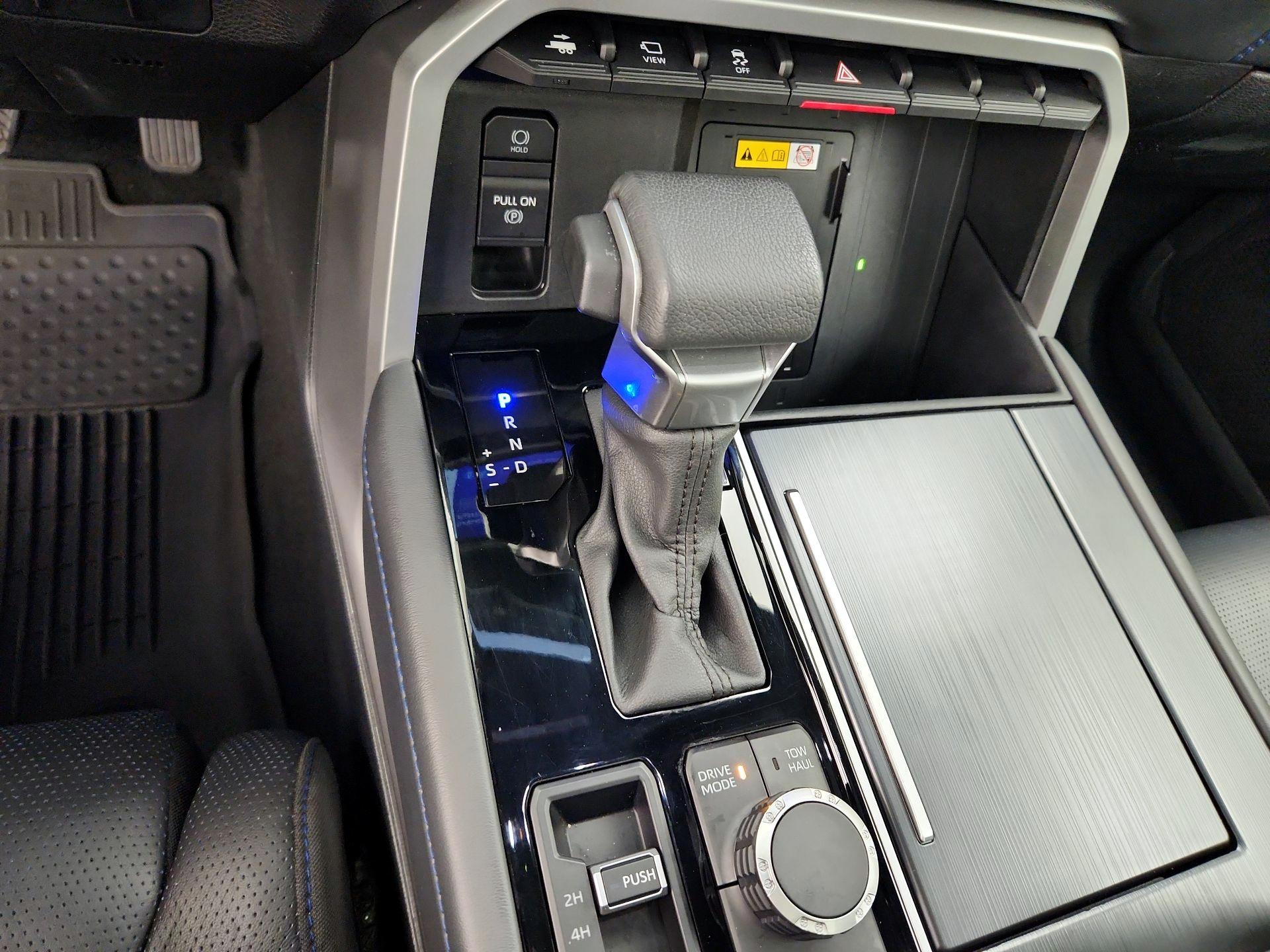 Thumbnail: 2024 Toyota Sequoia - 17