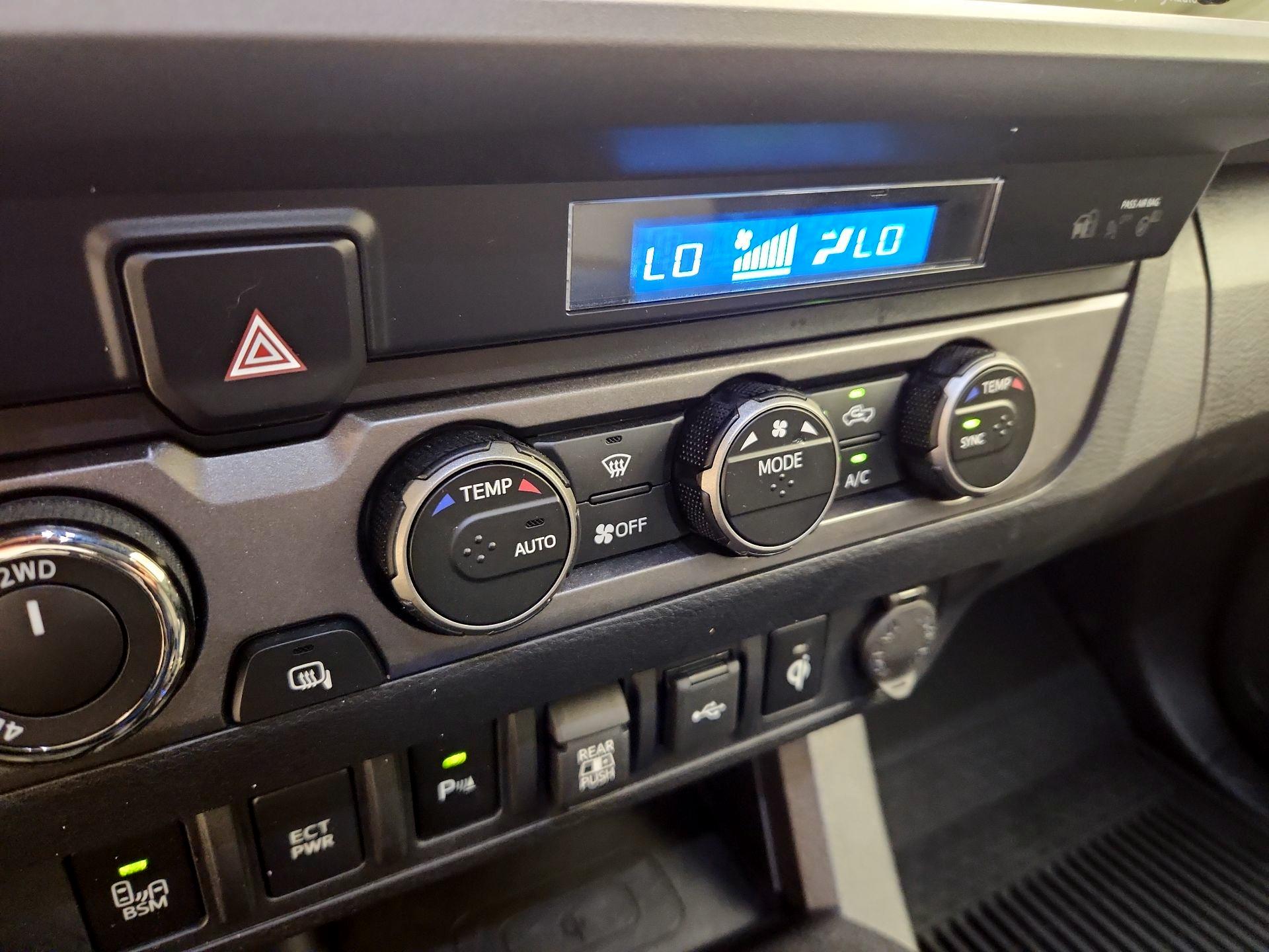 Thumbnail: 2023 Toyota Tacoma - 17