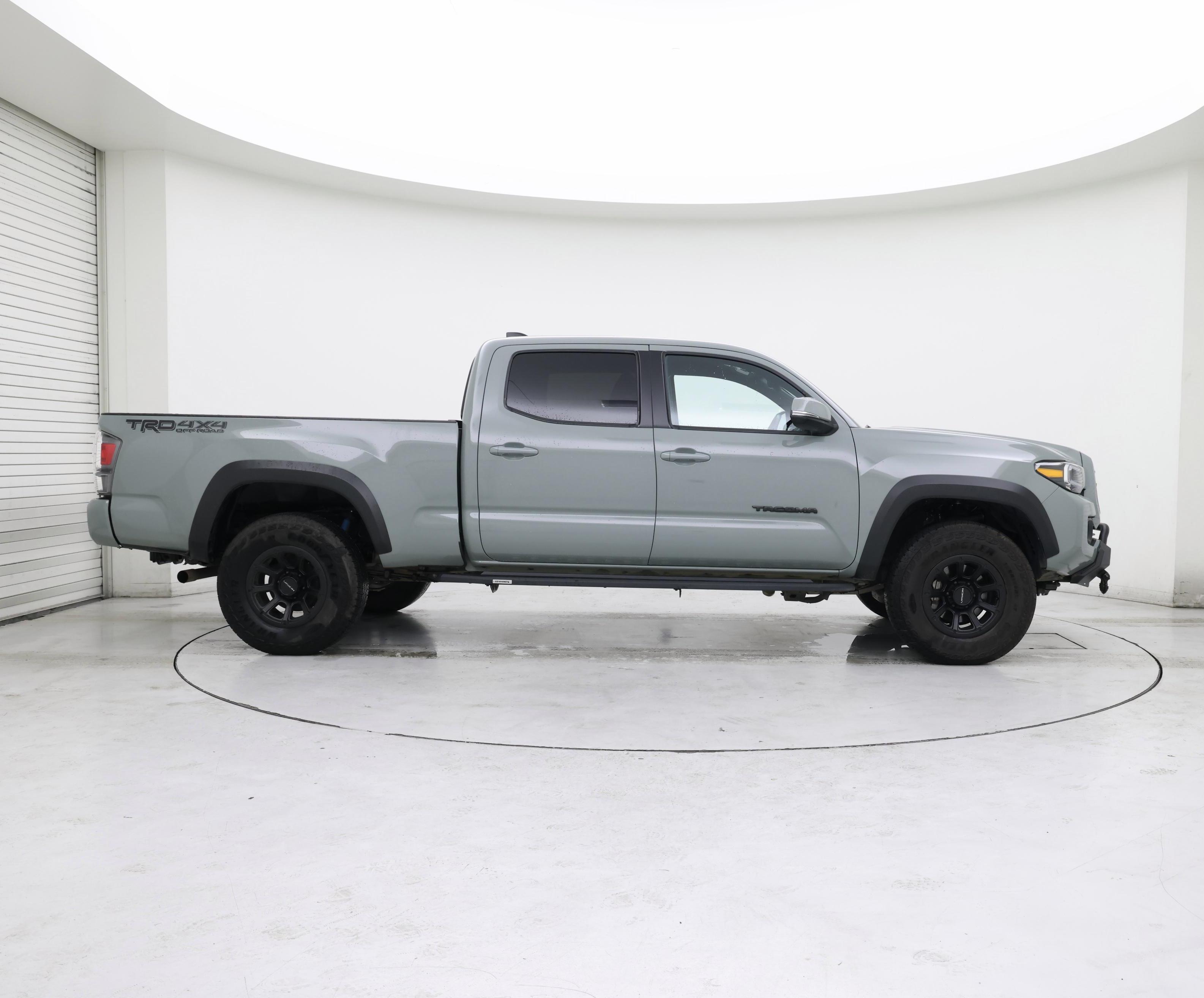 Thumbnail: 2023 Toyota Tacoma - 7