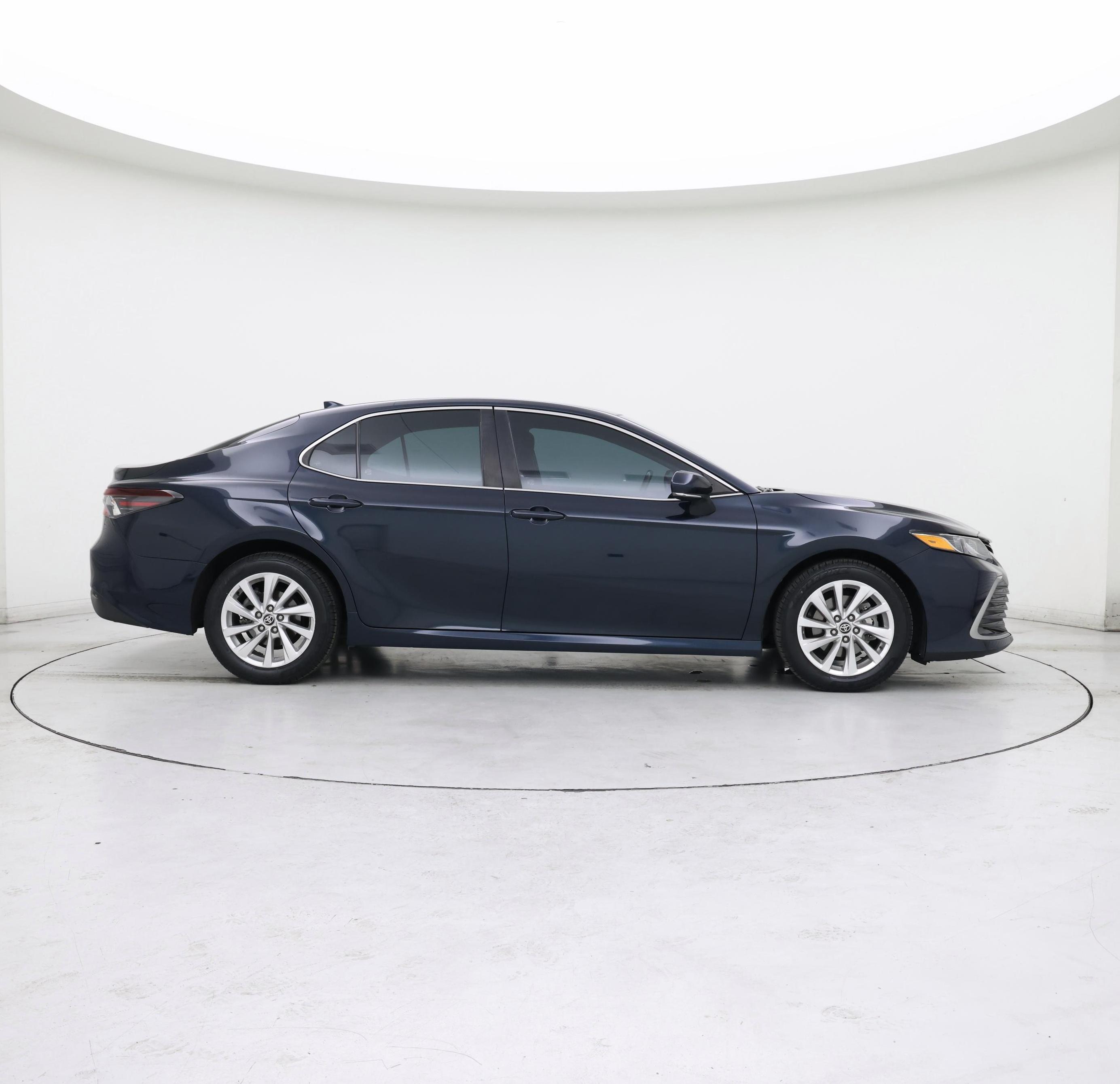 Thumbnail: 2021 Toyota Camry - 7