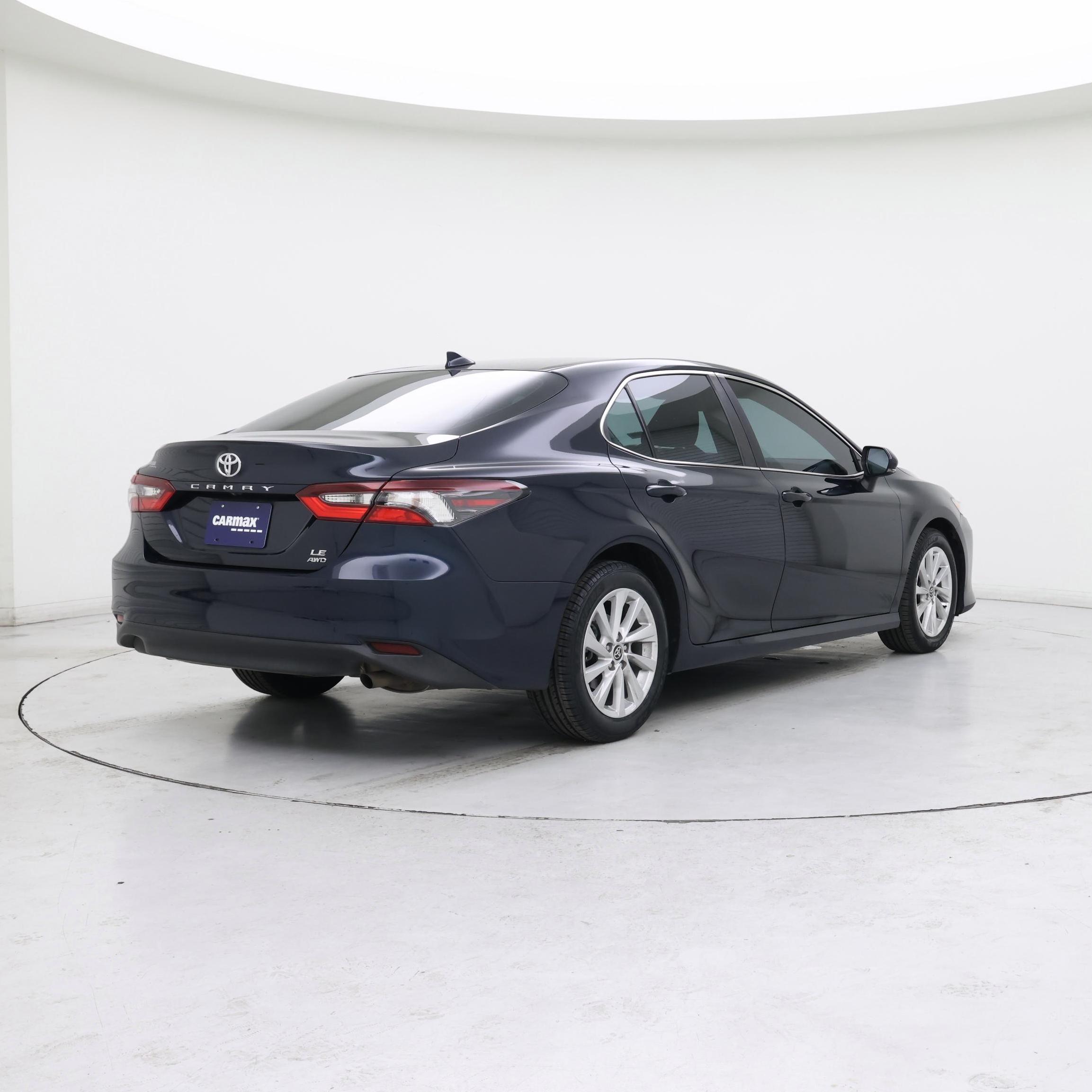 Thumbnail: 2021 Toyota Camry - 8