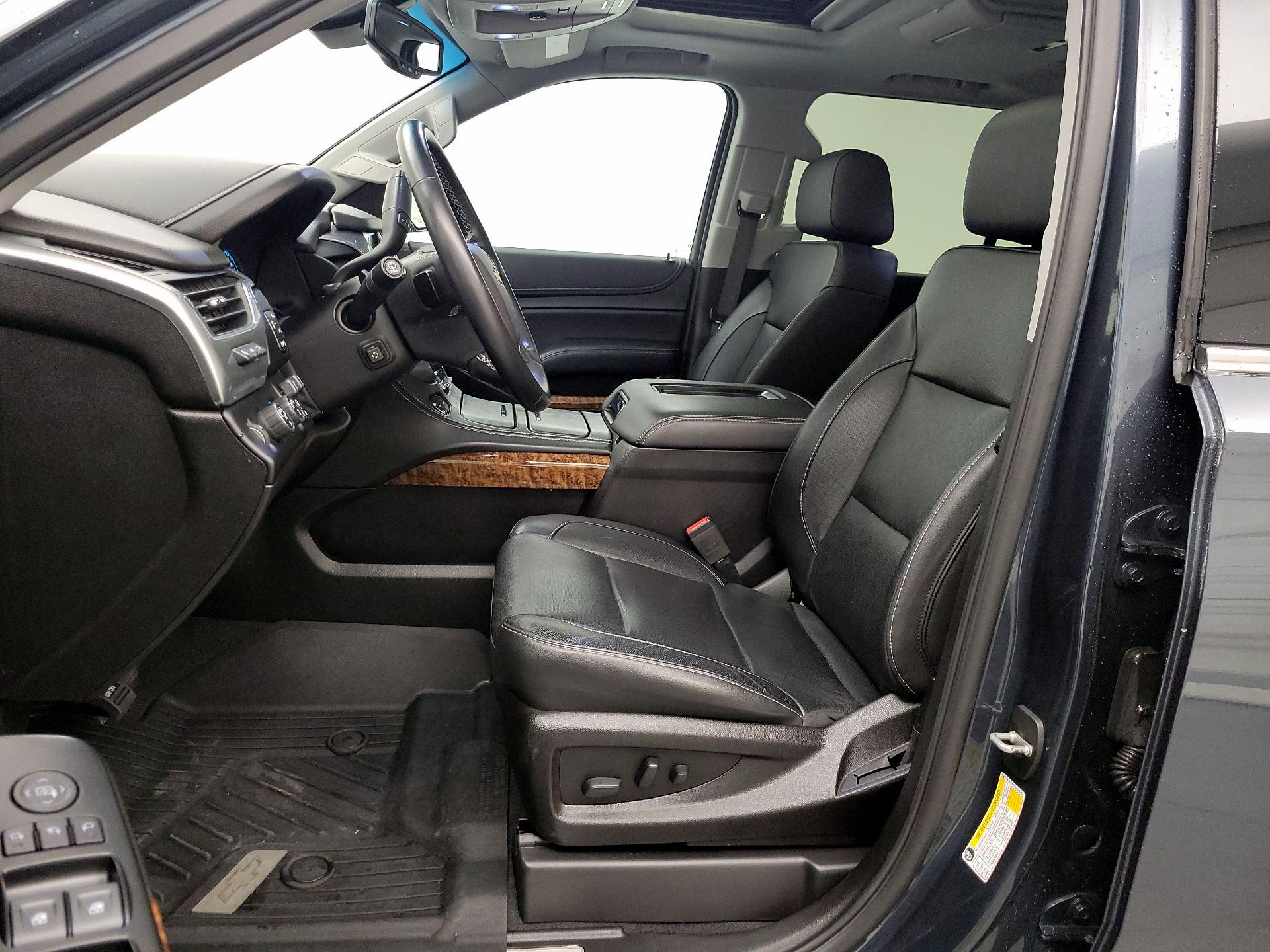 Thumbnail: 2019 Chevrolet Tahoe - 11