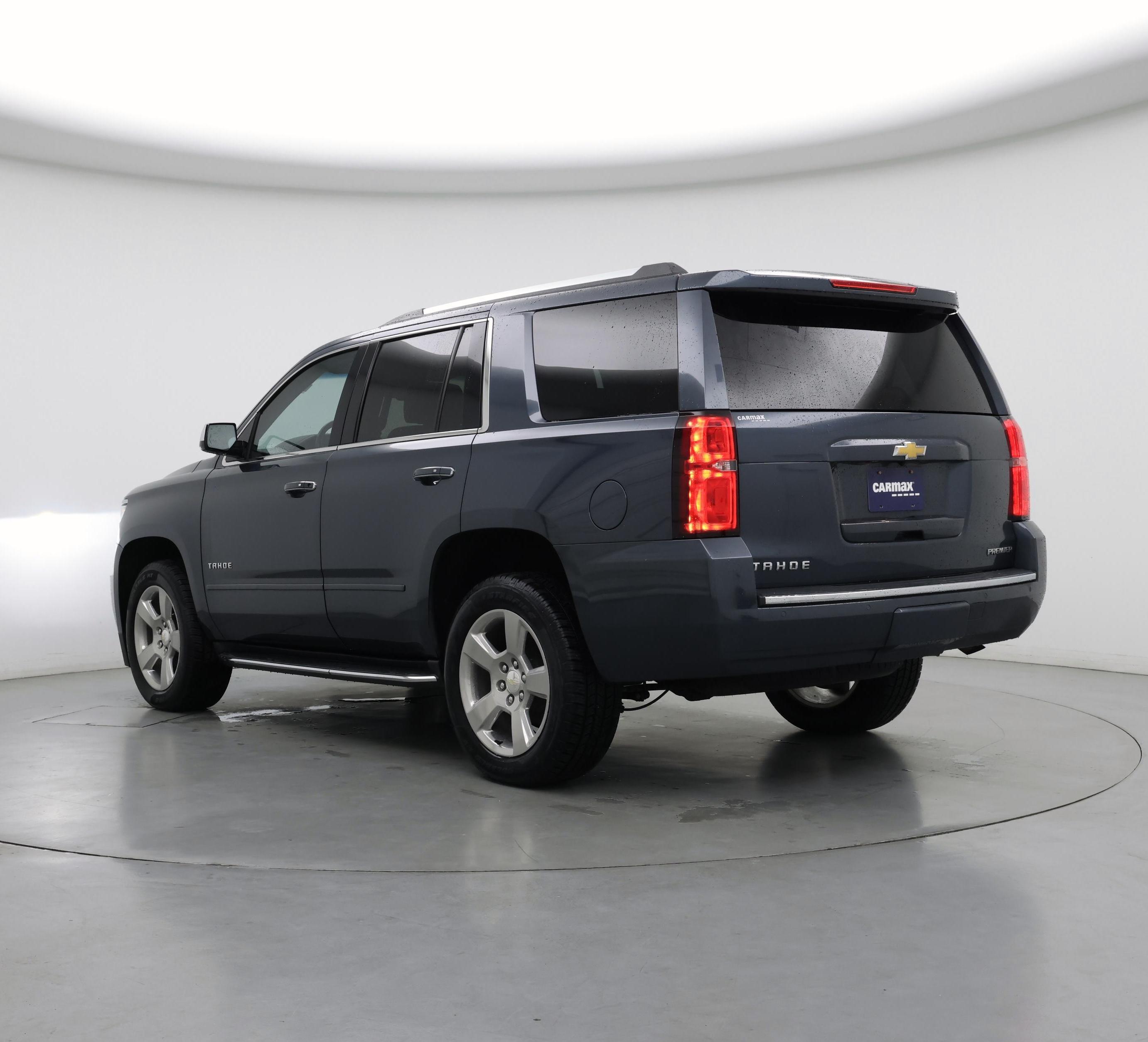 Thumbnail: 2019 Chevrolet Tahoe - 2