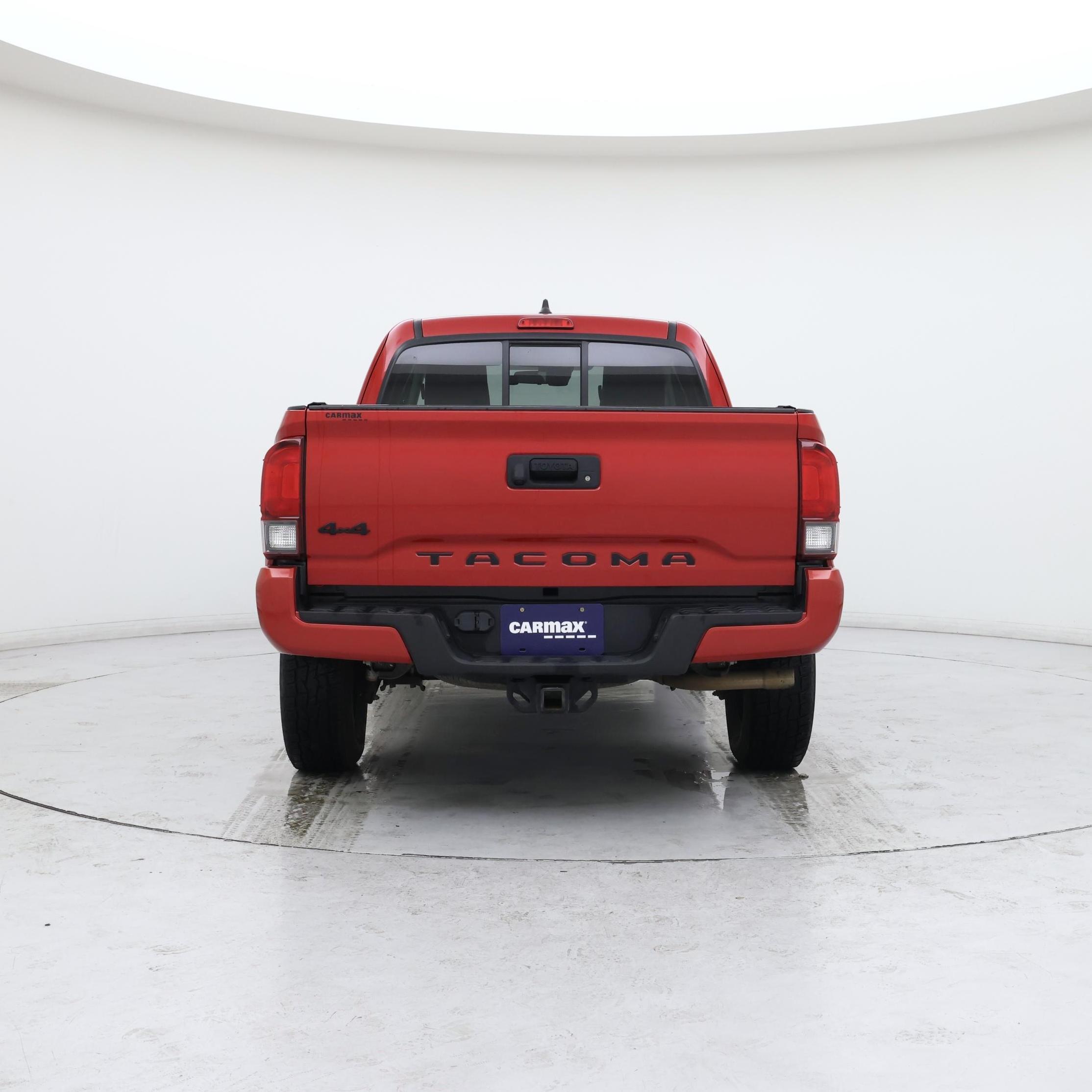 Thumbnail: 2020 Toyota Tacoma - 6
