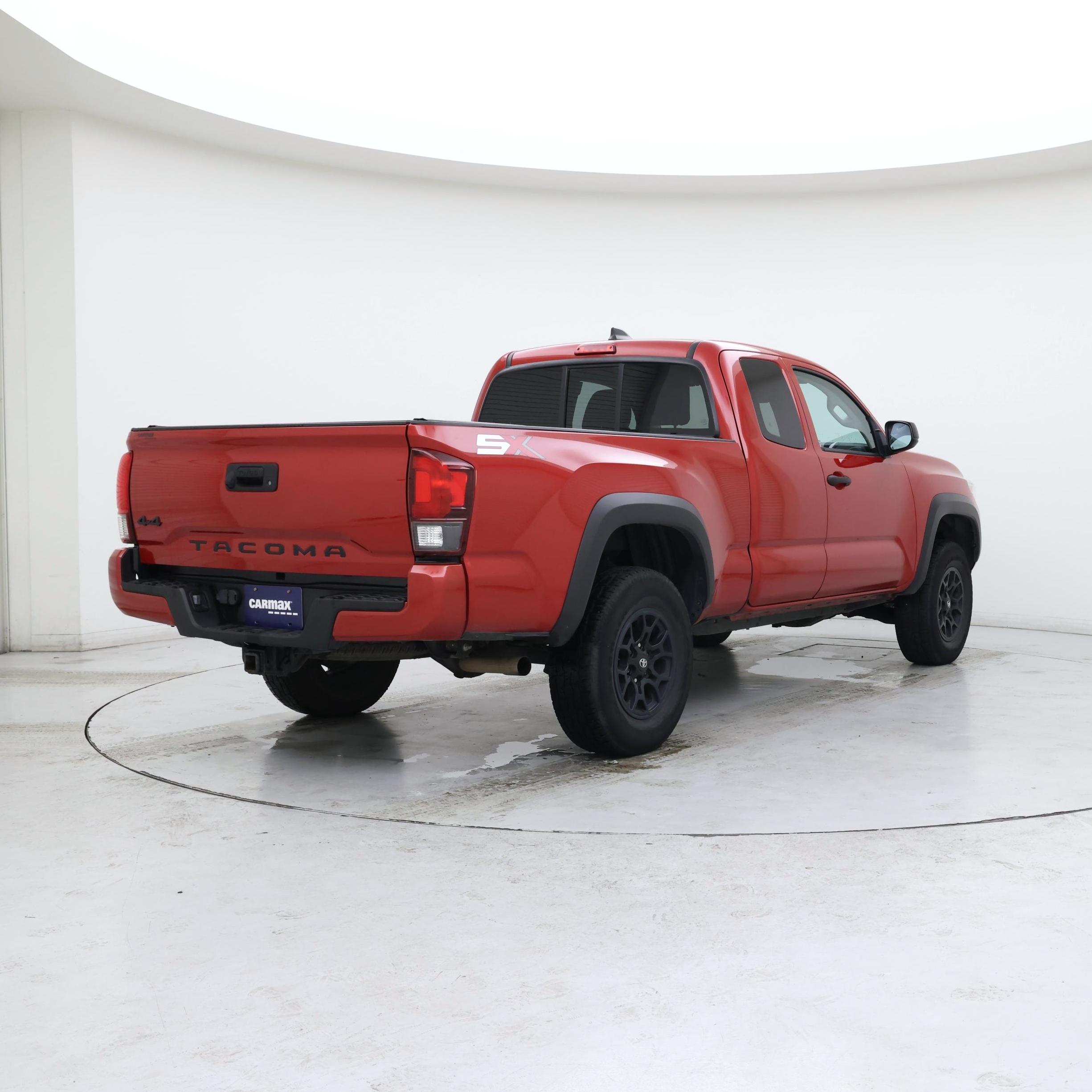 Thumbnail: 2020 Toyota Tacoma - 8