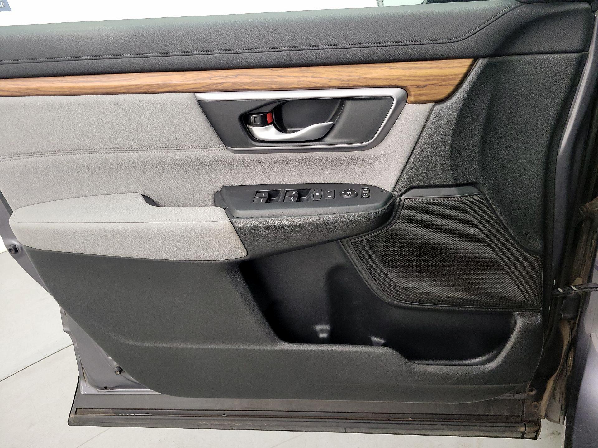 Thumbnail: 2017 Honda CR-V - 12