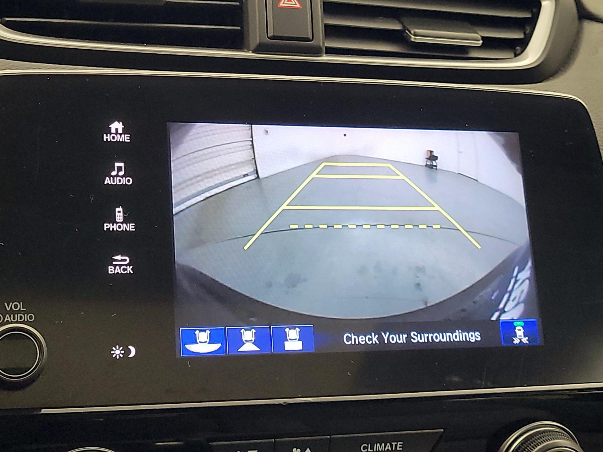 Thumbnail: 2017 Honda CR-V - 14