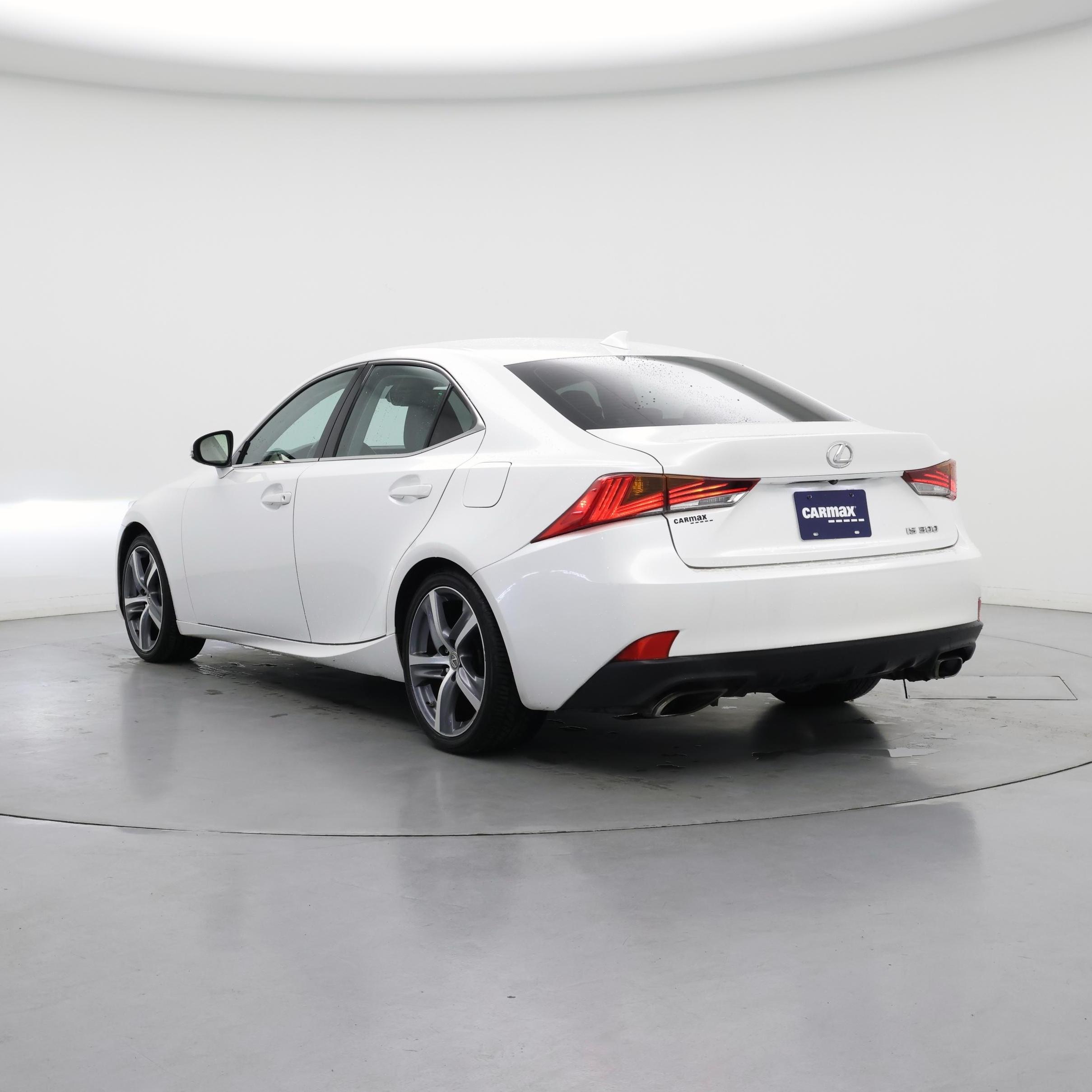 Thumbnail: 2018 Lexus IS - 2