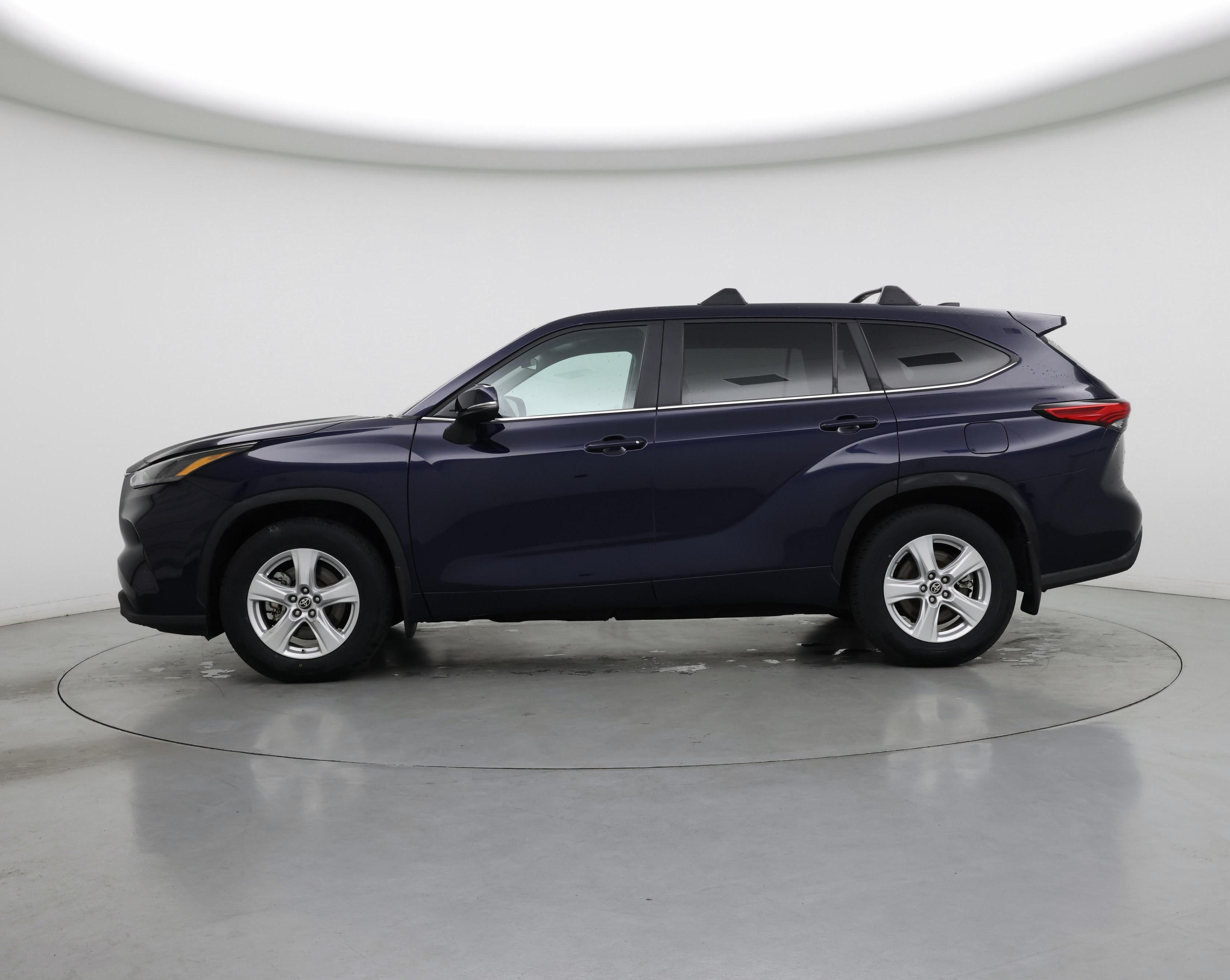 Thumbnail: 2023 Toyota Highlander - 3