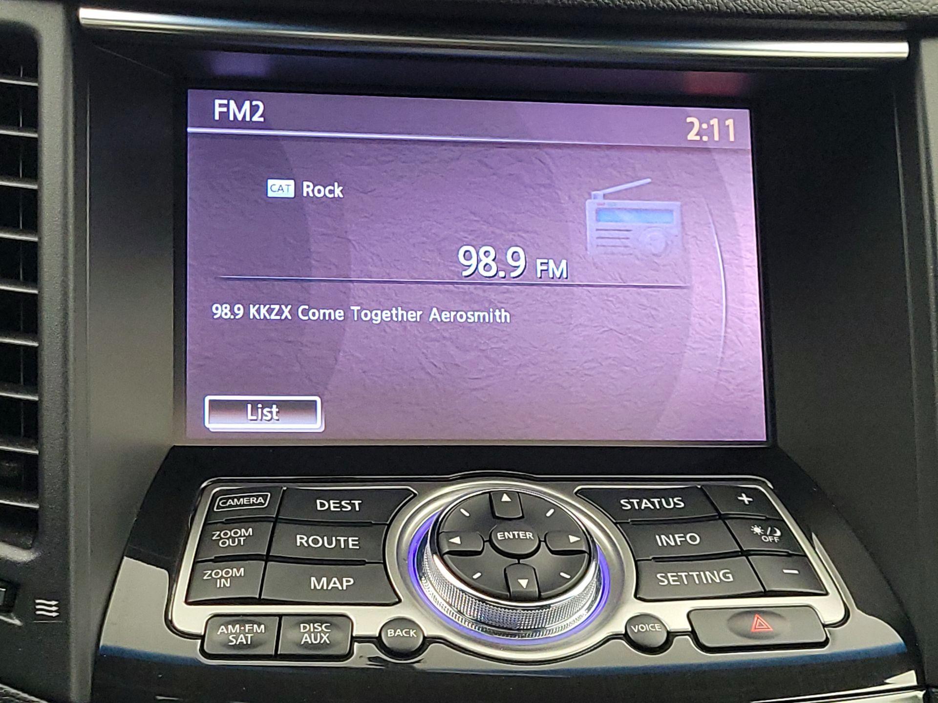 Thumbnail: 2016 INFINITI QX70 - 16