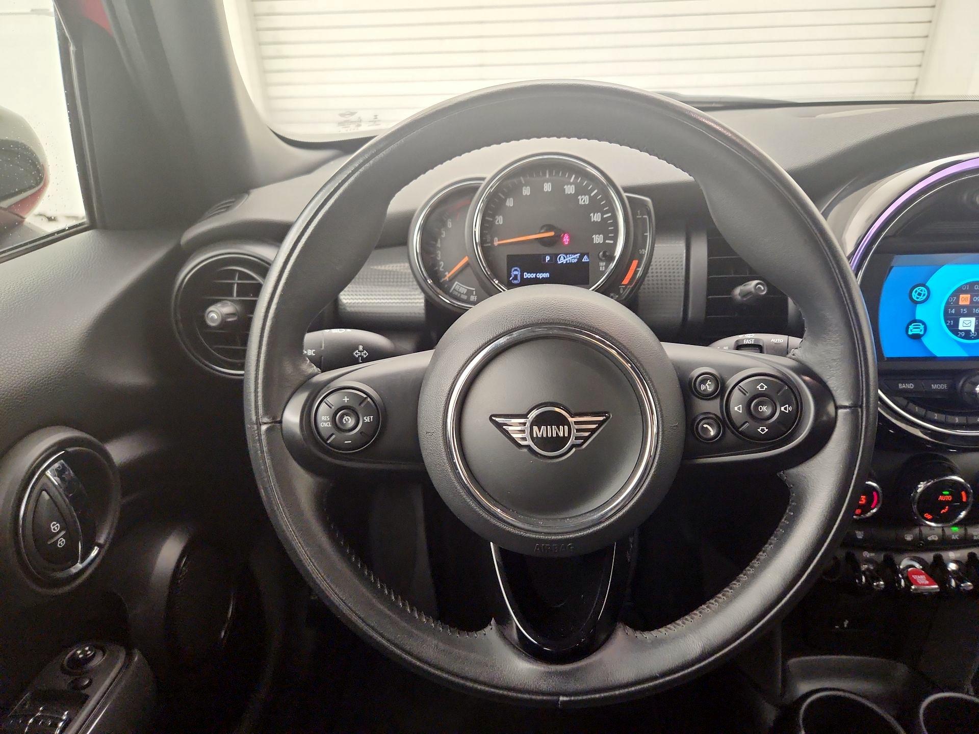Thumbnail: 2020 MINI Cooper Hardtop - 10