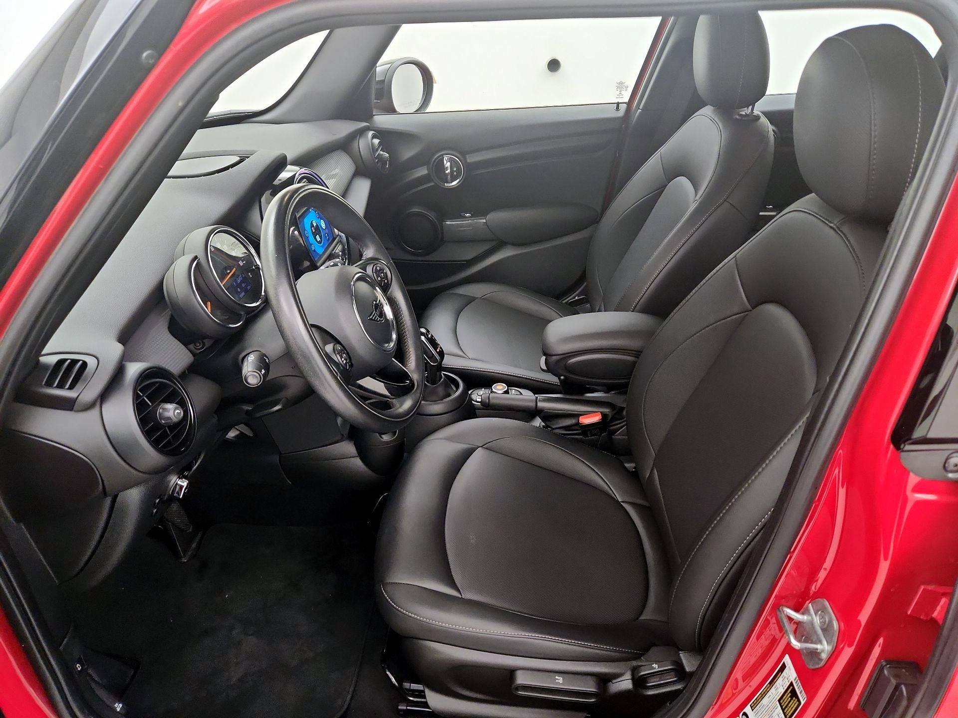 Thumbnail: 2020 MINI Cooper Hardtop - 11