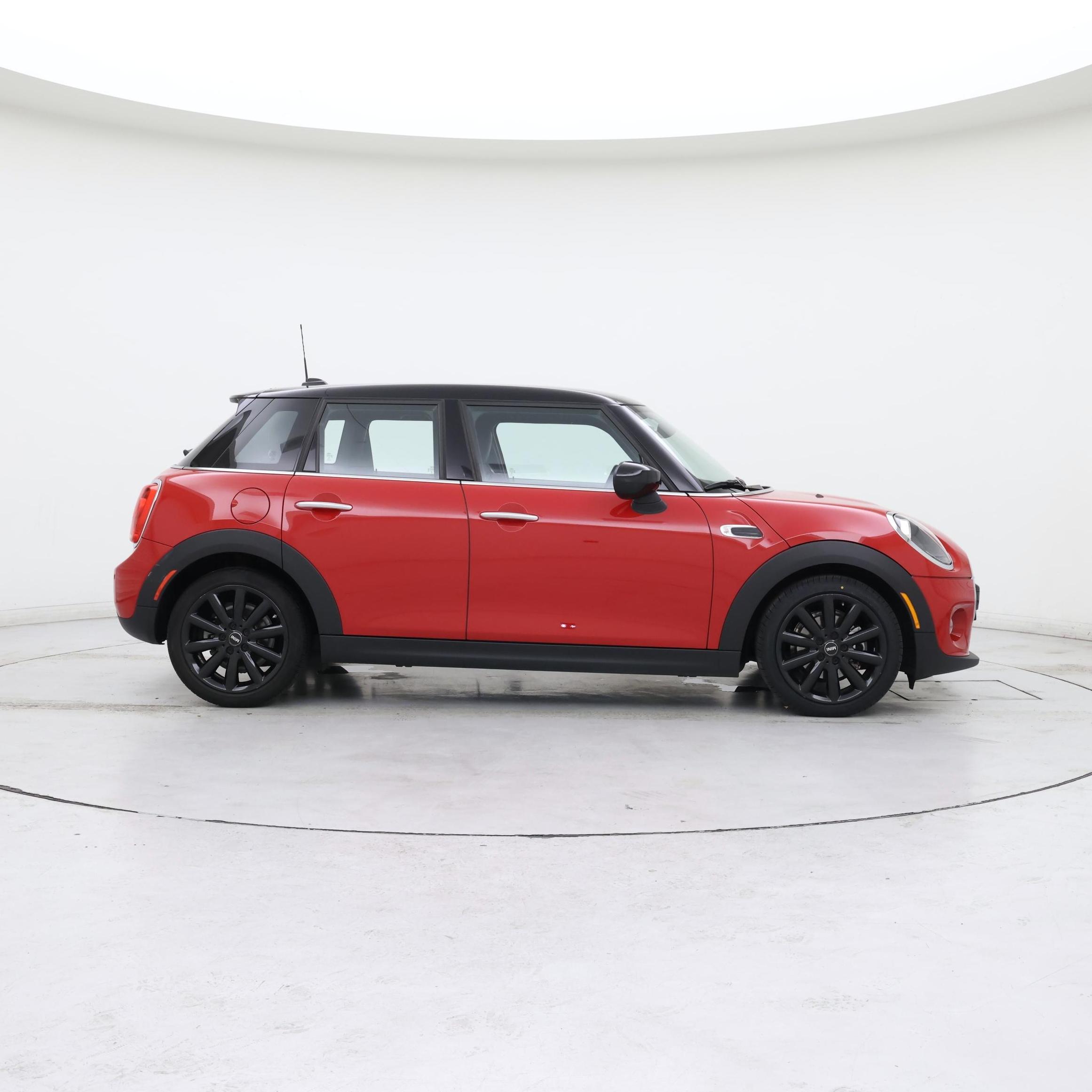 Thumbnail: 2020 MINI Cooper Hardtop - 7