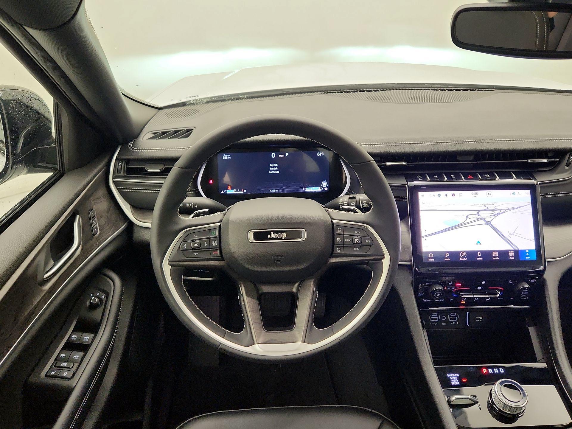 Thumbnail: 2024 Jeep Grand Cherokee - 10