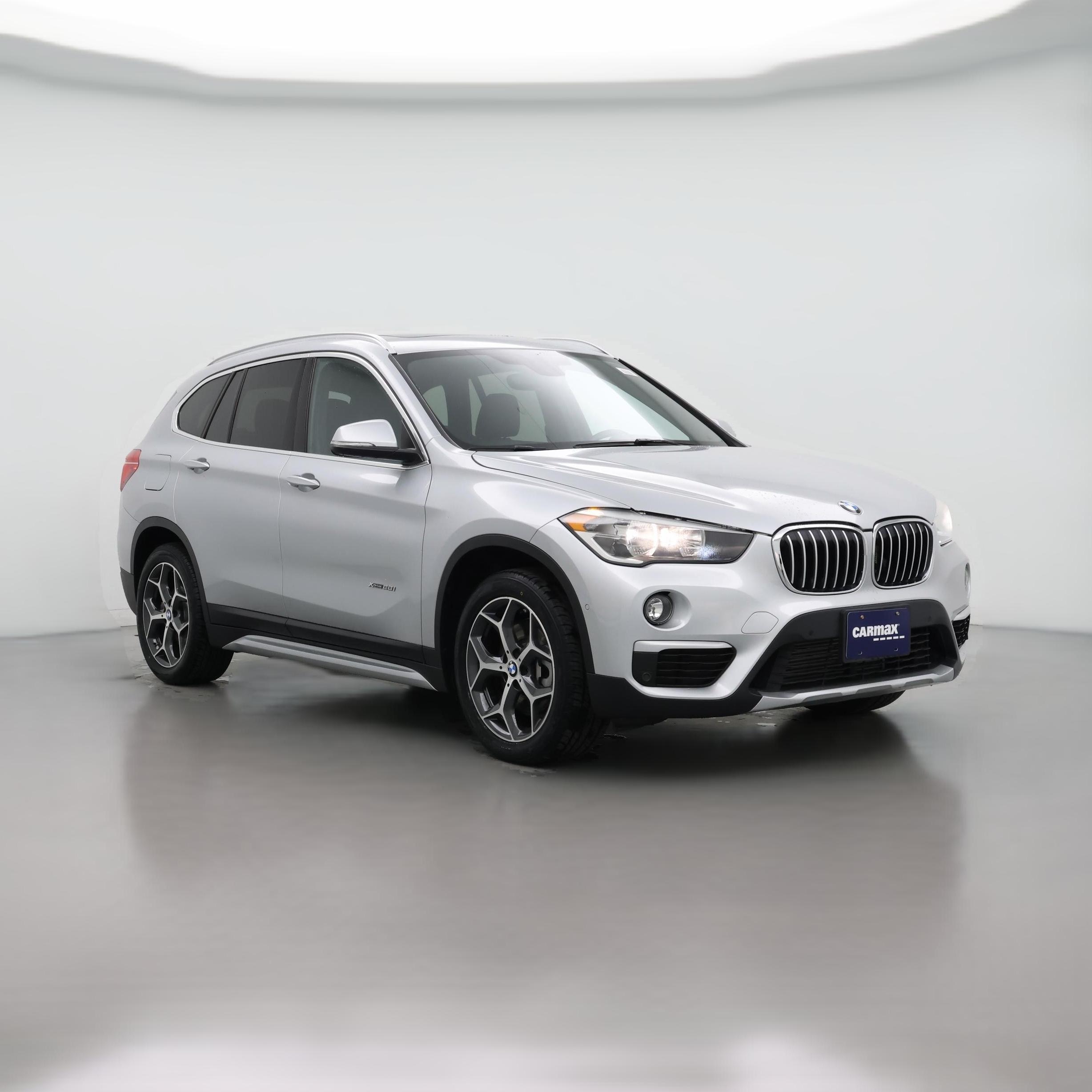 Thumbnail: 2017 BMW X1 - 1