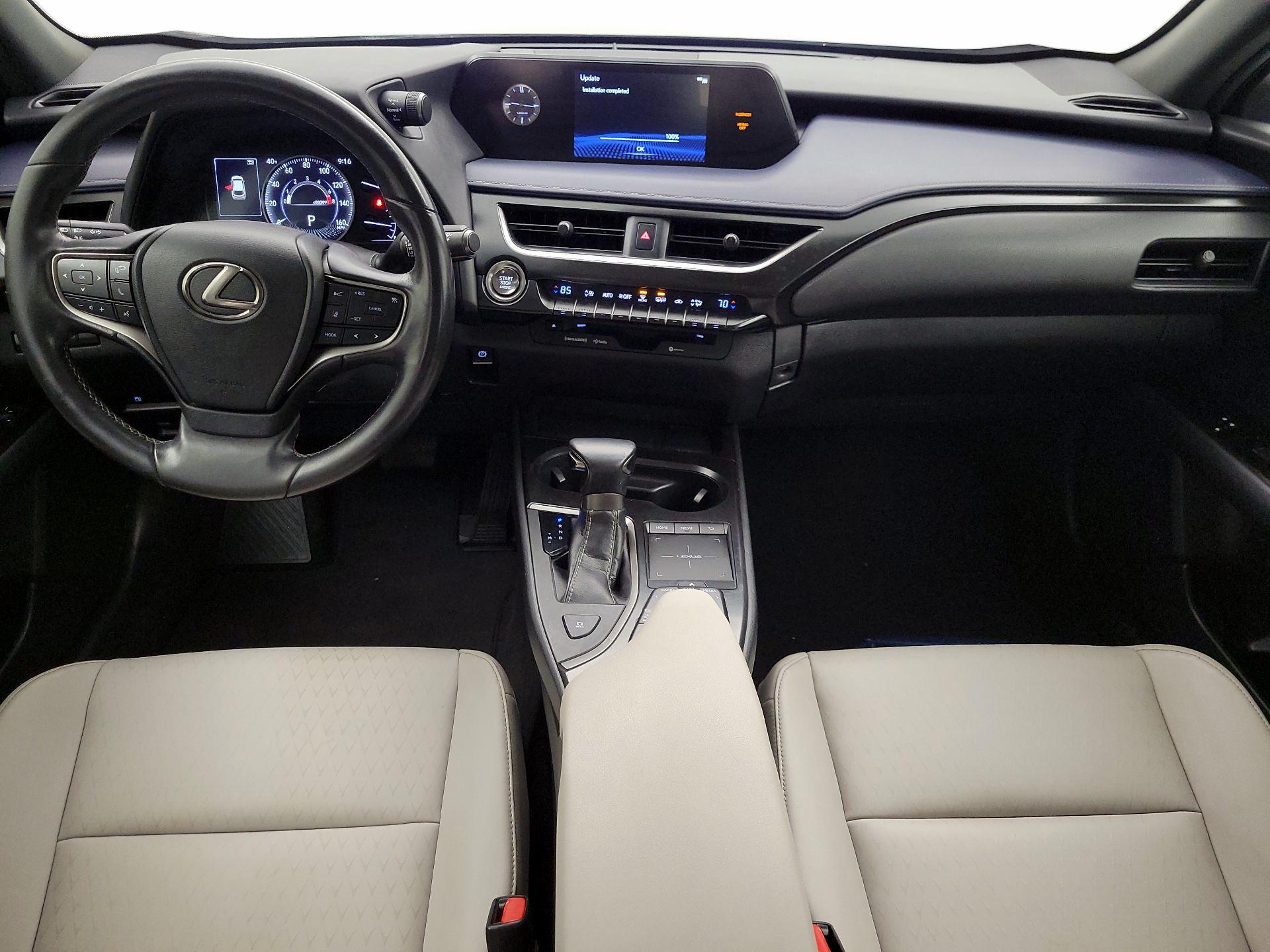 Thumbnail: 2019 Lexus UX - 9
