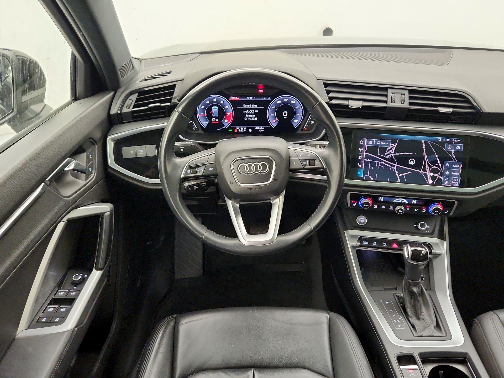 Thumbnail: 2020 Audi Q3 - 10