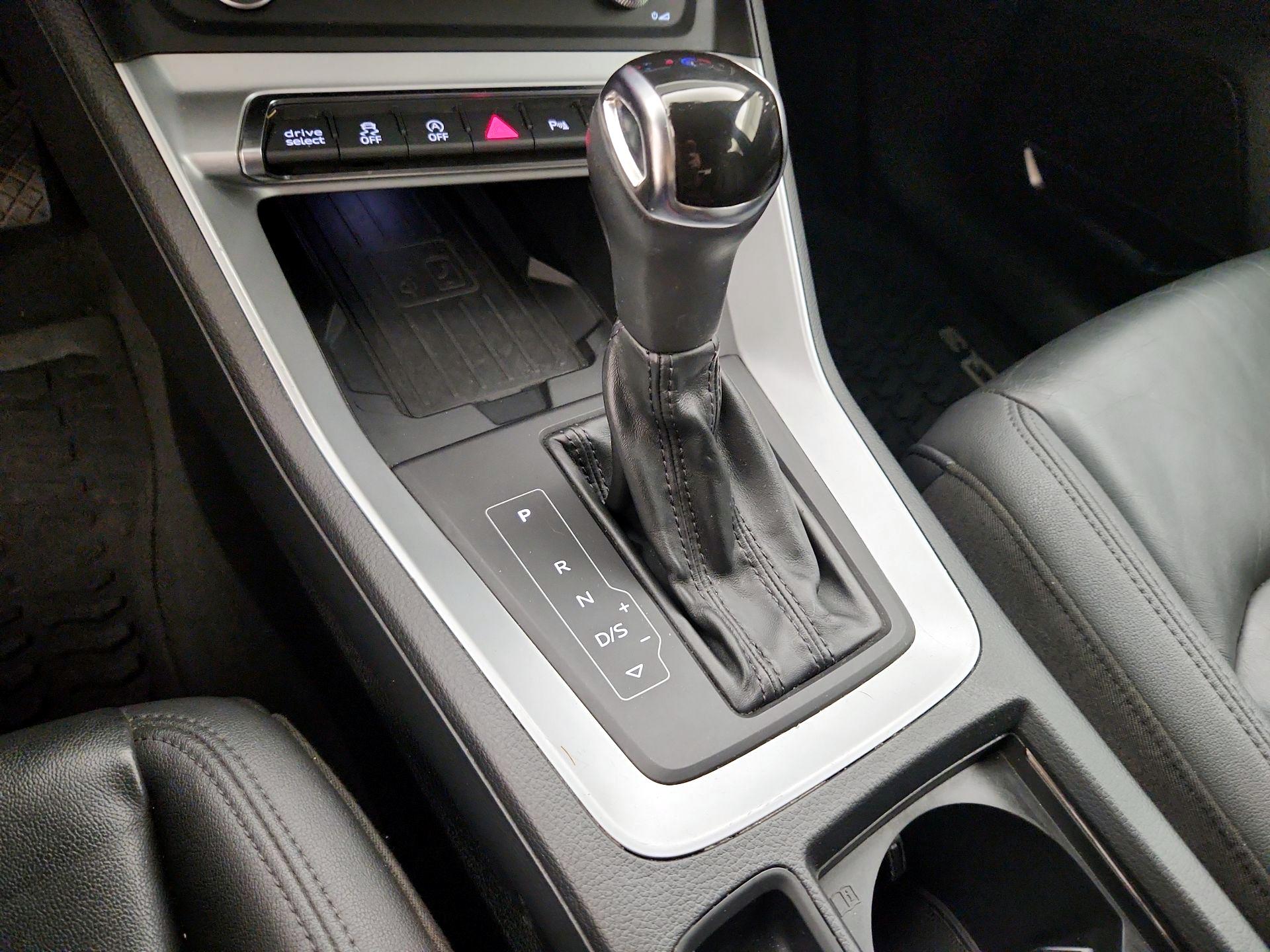 Thumbnail: 2020 Audi Q3 - 18