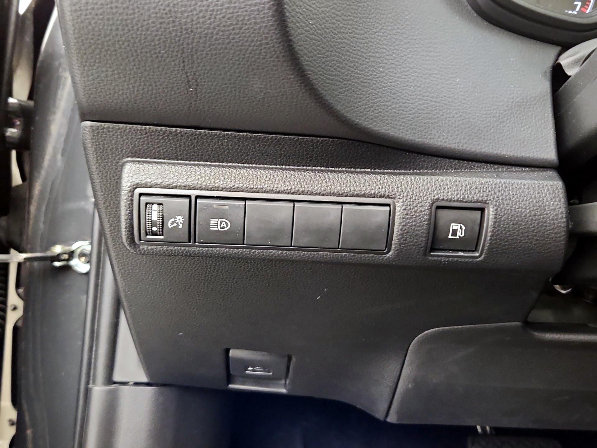 Thumbnail: 2024 Toyota Corolla - 13