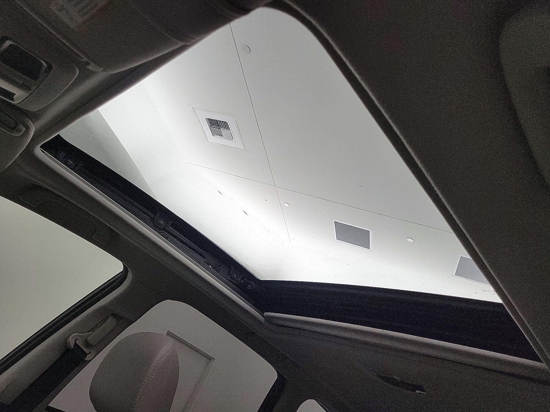 Thumbnail: 2014 Subaru Forester - 19