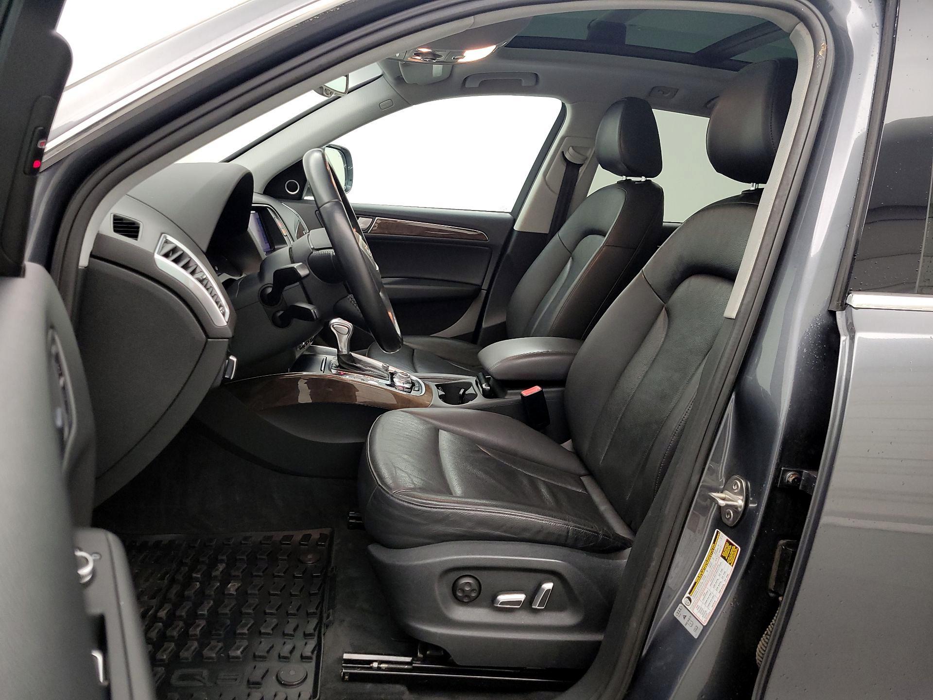 Thumbnail: 2016 Audi Q5 - 11