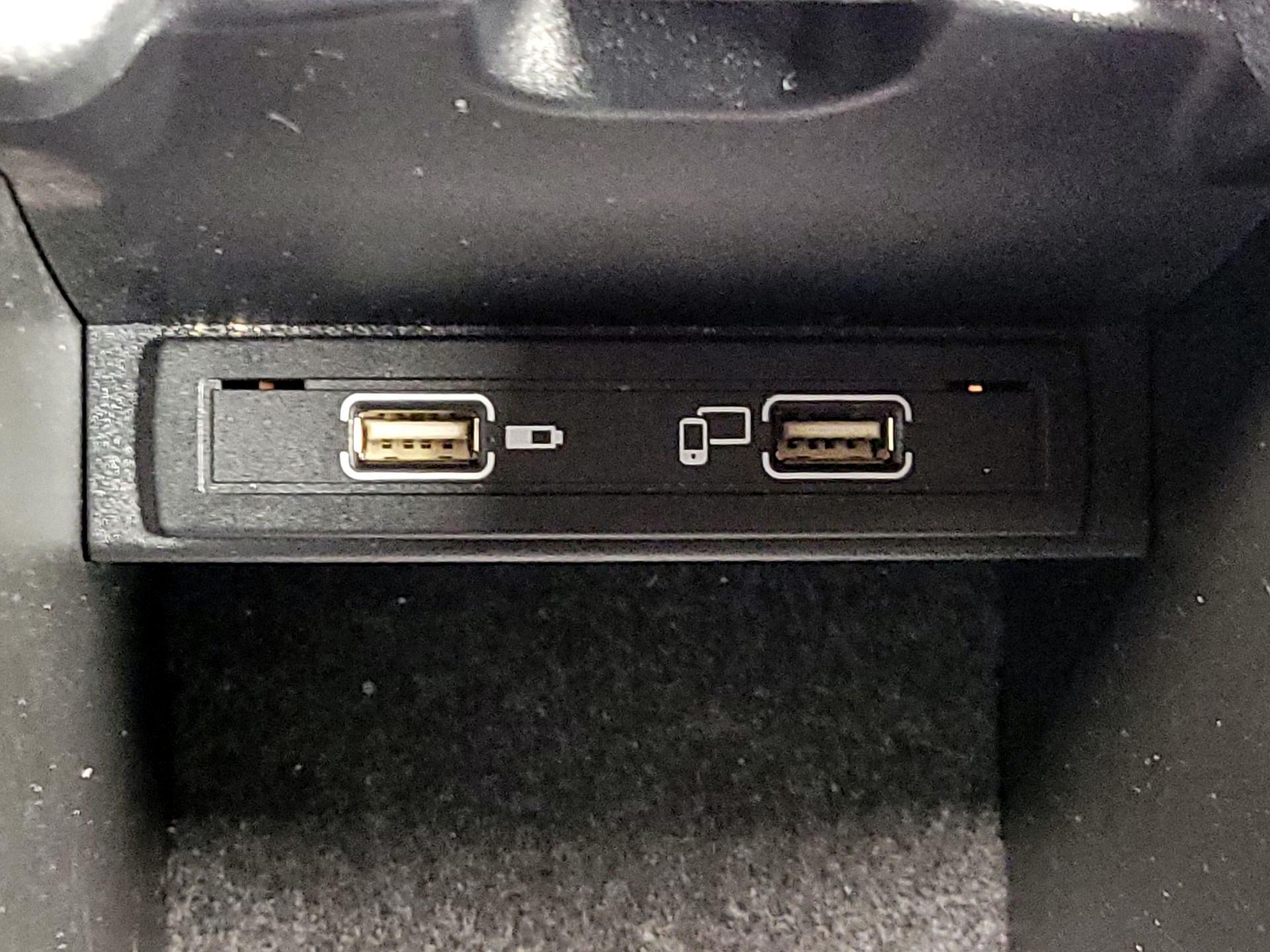 Thumbnail: 2019 Mercedes-Benz CLA - 18