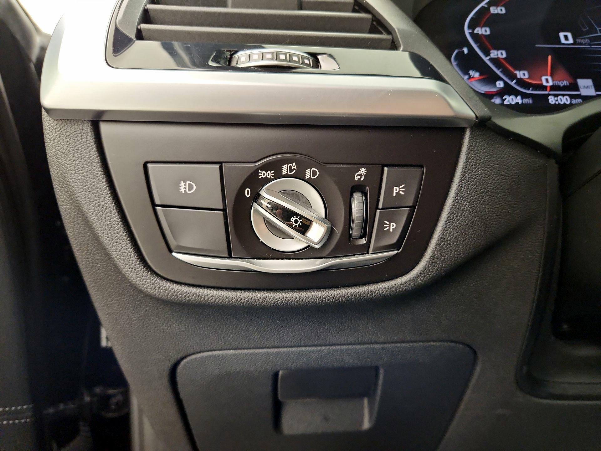 Thumbnail: 2021 BMW X4 - 13