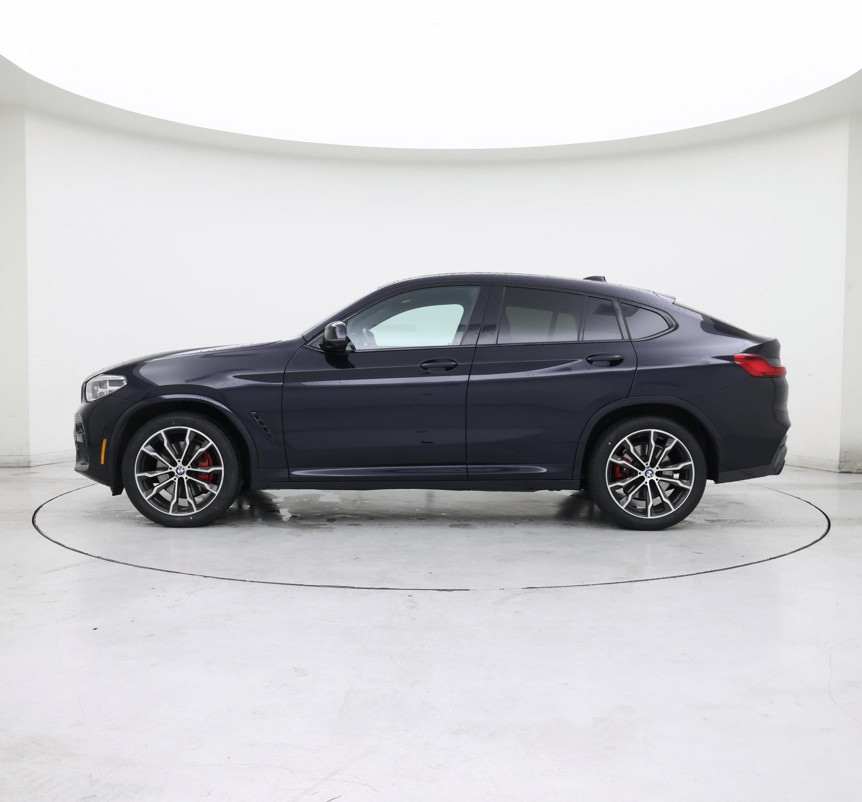 Thumbnail: 2021 BMW X4 - 3
