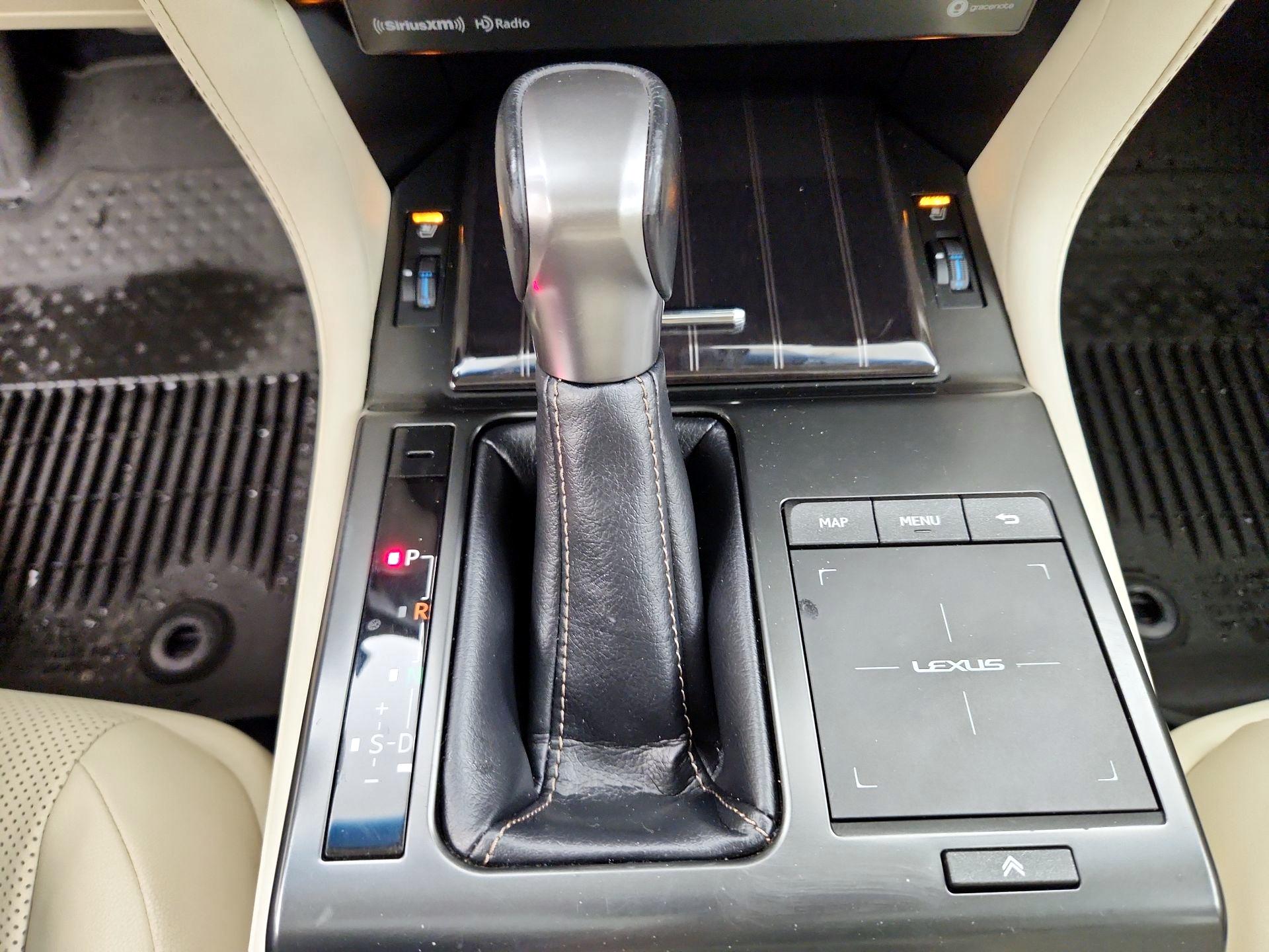 Thumbnail: 2023 Lexus GX - 18