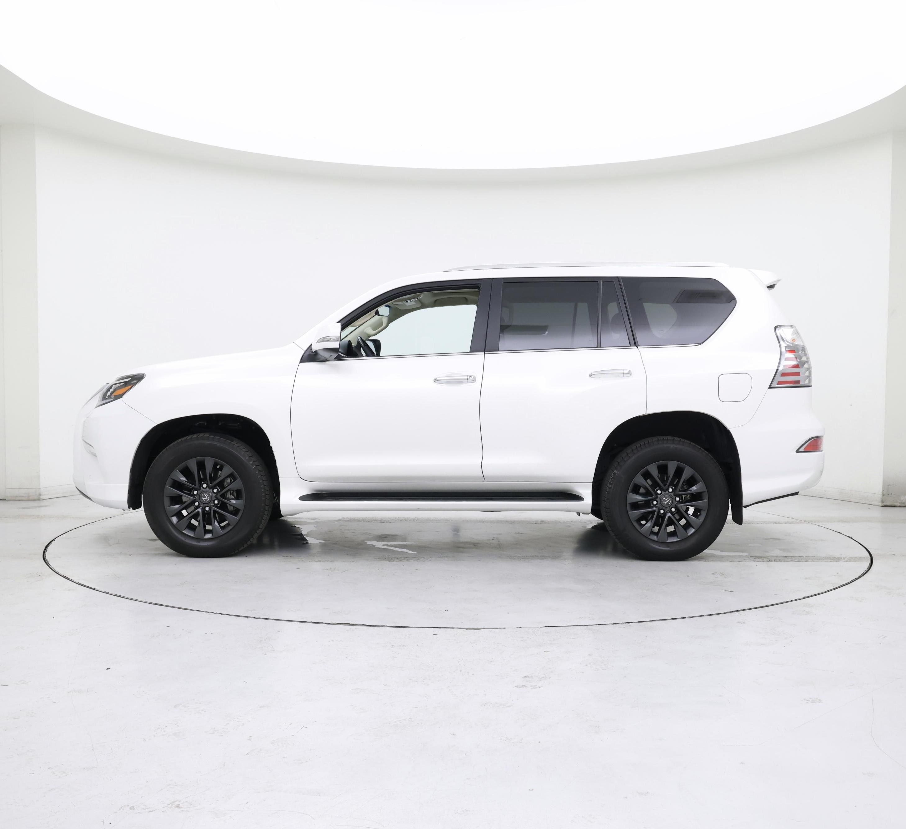 Thumbnail: 2023 Lexus GX - 3
