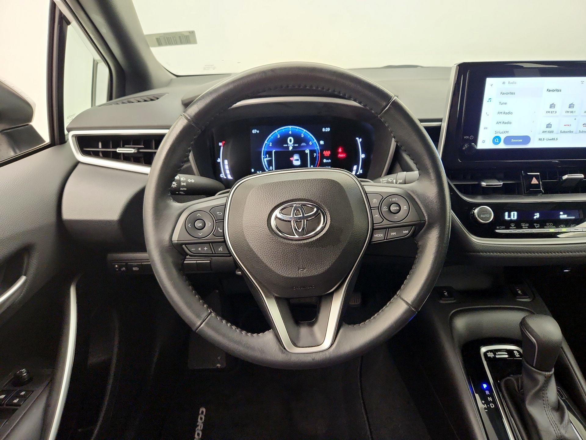 Thumbnail: 2023 Toyota Corolla - 10