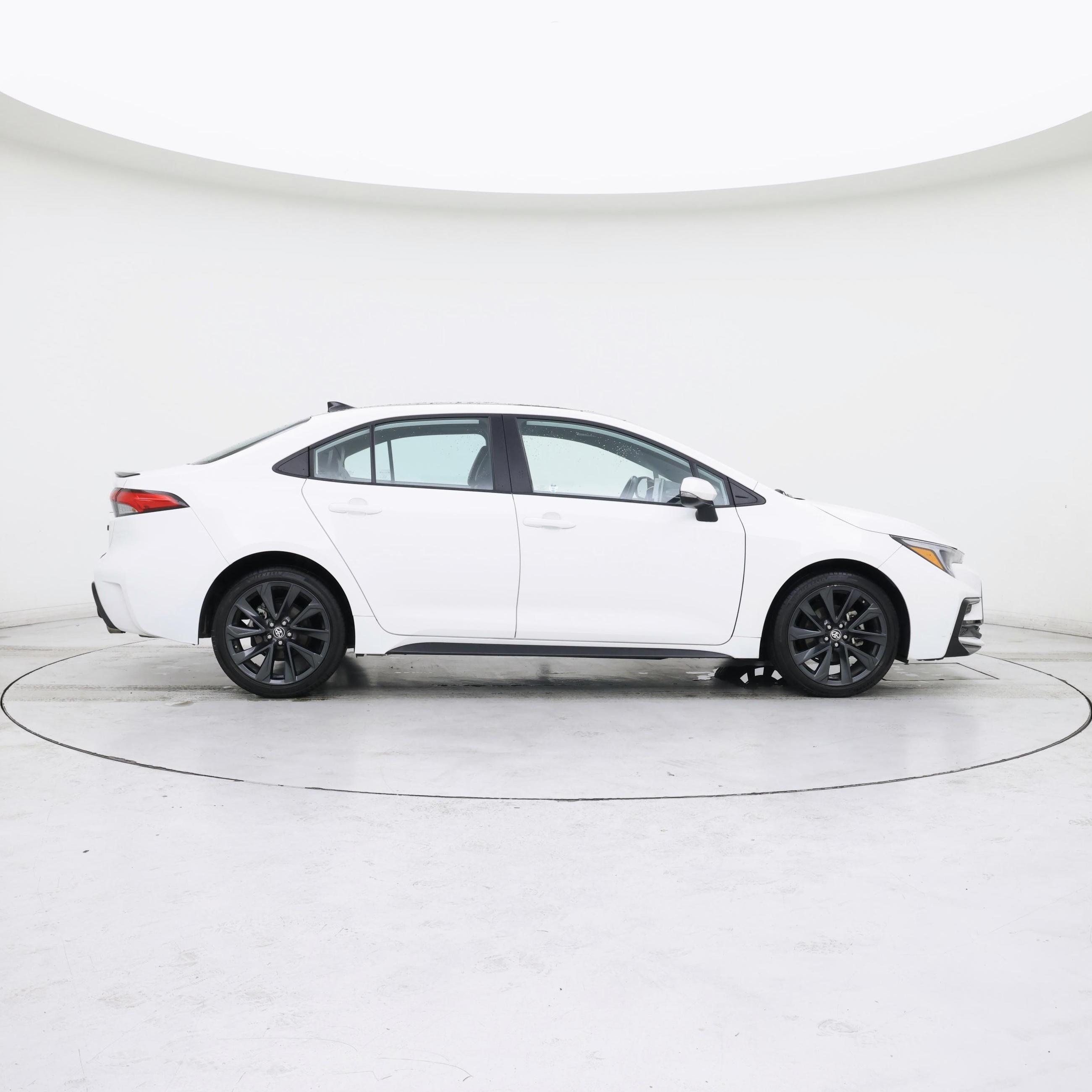 Thumbnail: 2023 Toyota Corolla - 7