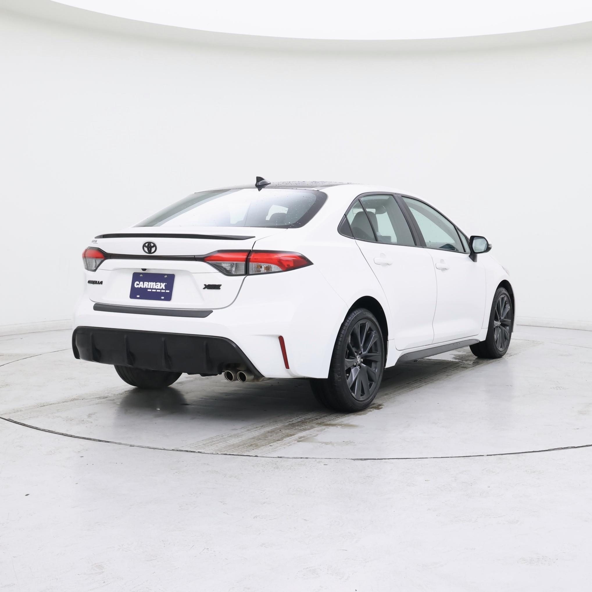 Thumbnail: 2023 Toyota Corolla - 8