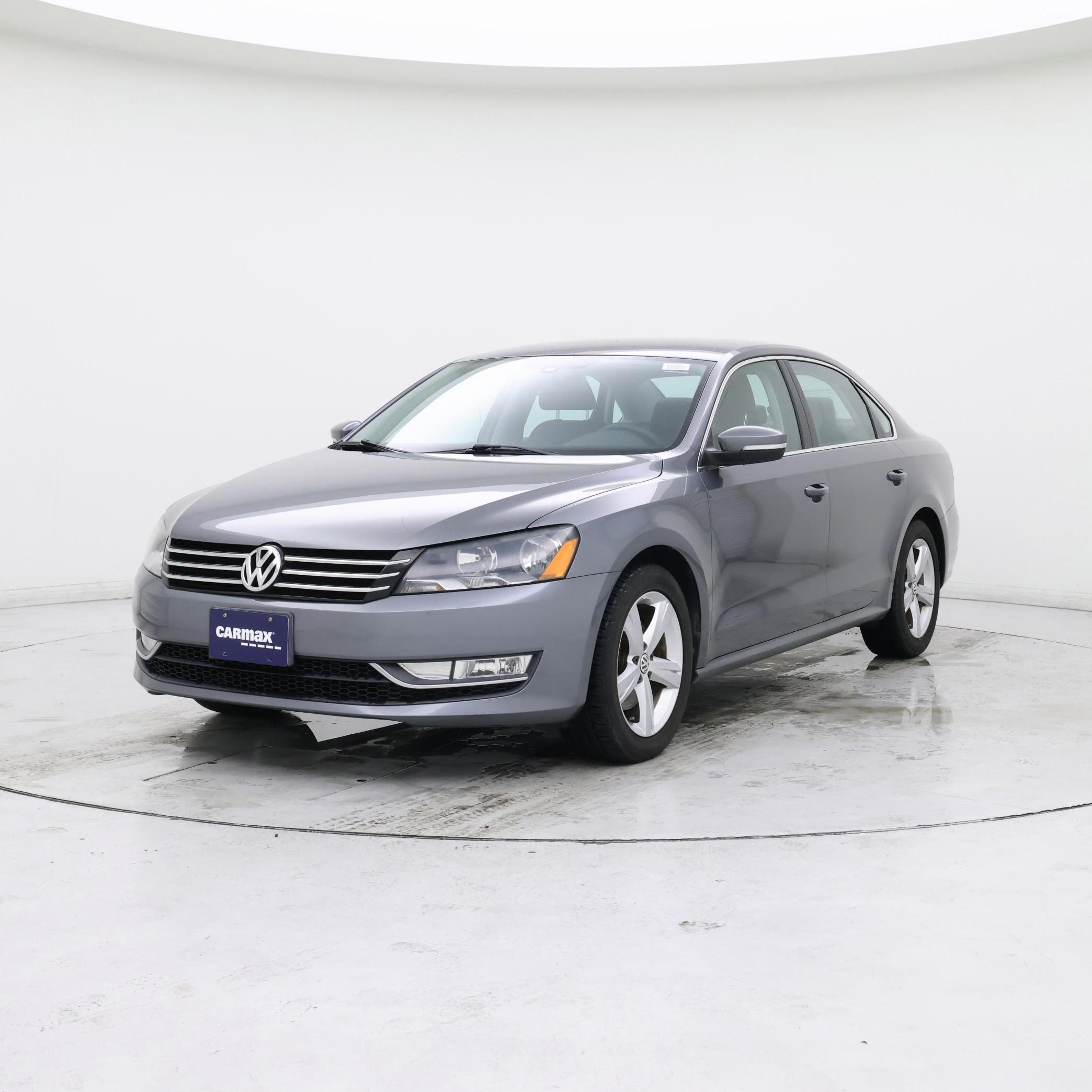 Thumbnail: 2015 Volkswagen Passat - 4