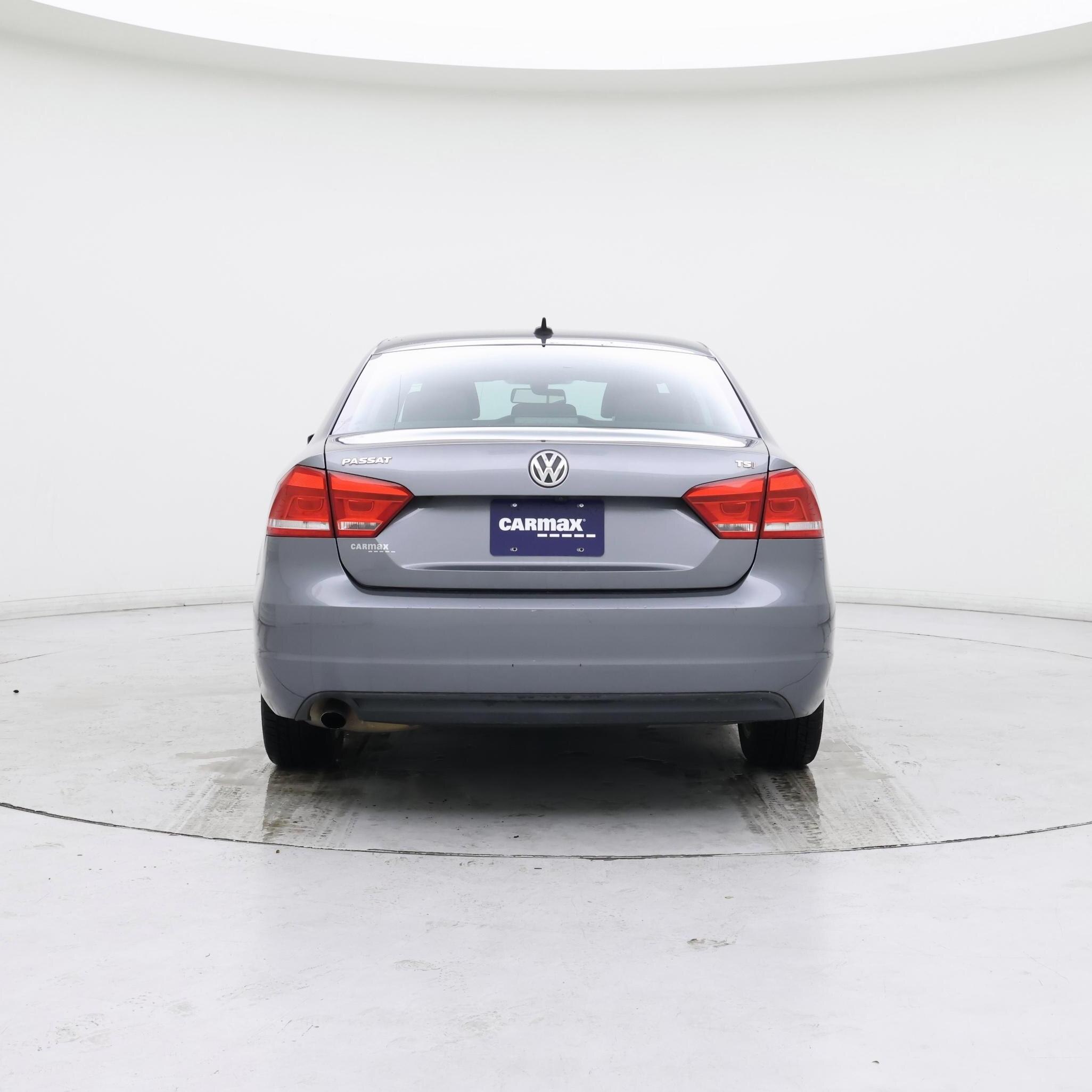 Thumbnail: 2015 Volkswagen Passat - 6