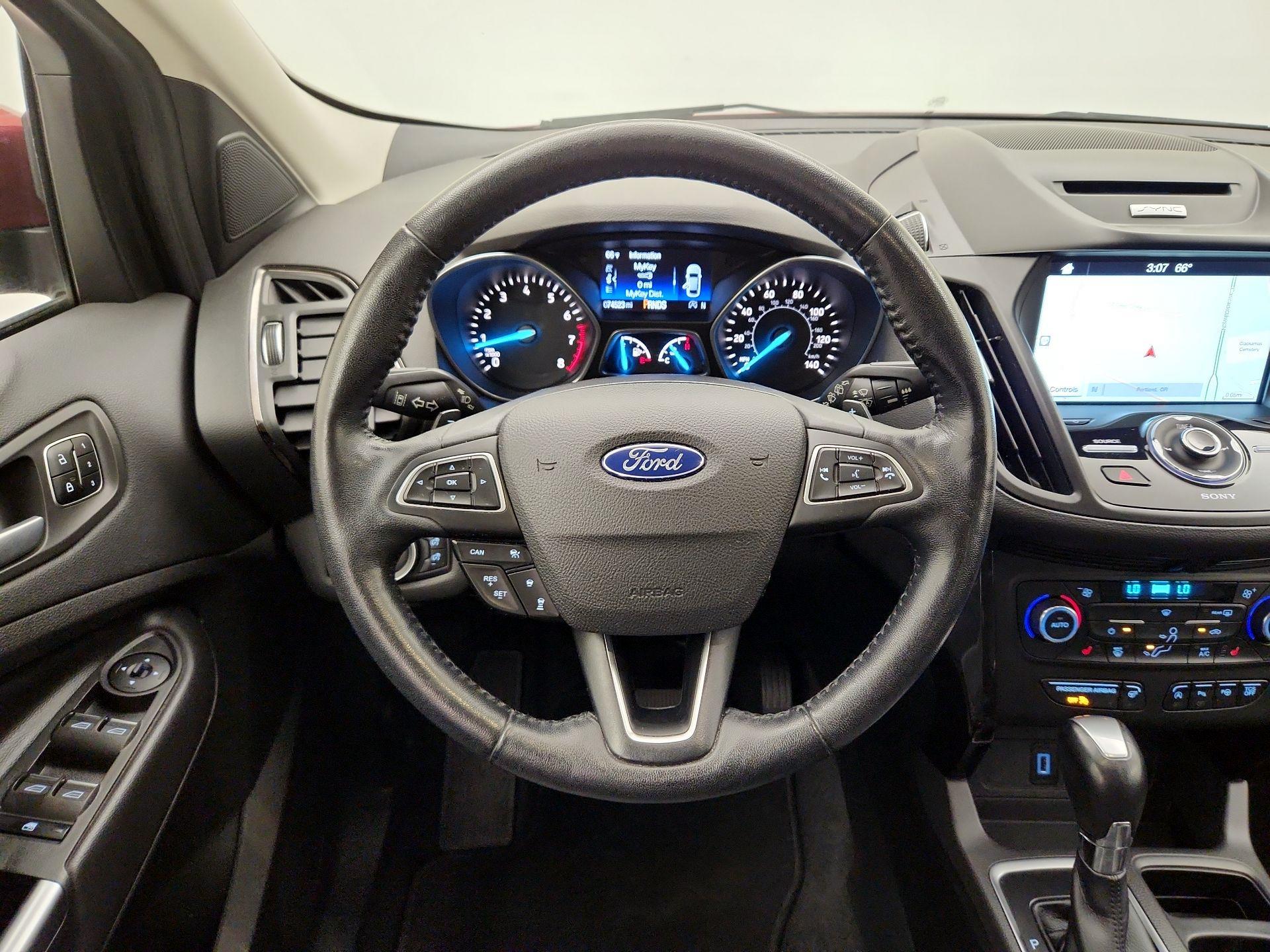 Thumbnail: 2017 Ford Escape - 10