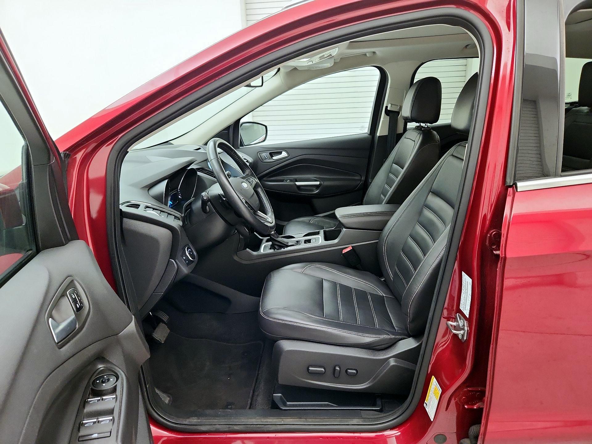 Thumbnail: 2017 Ford Escape - 11