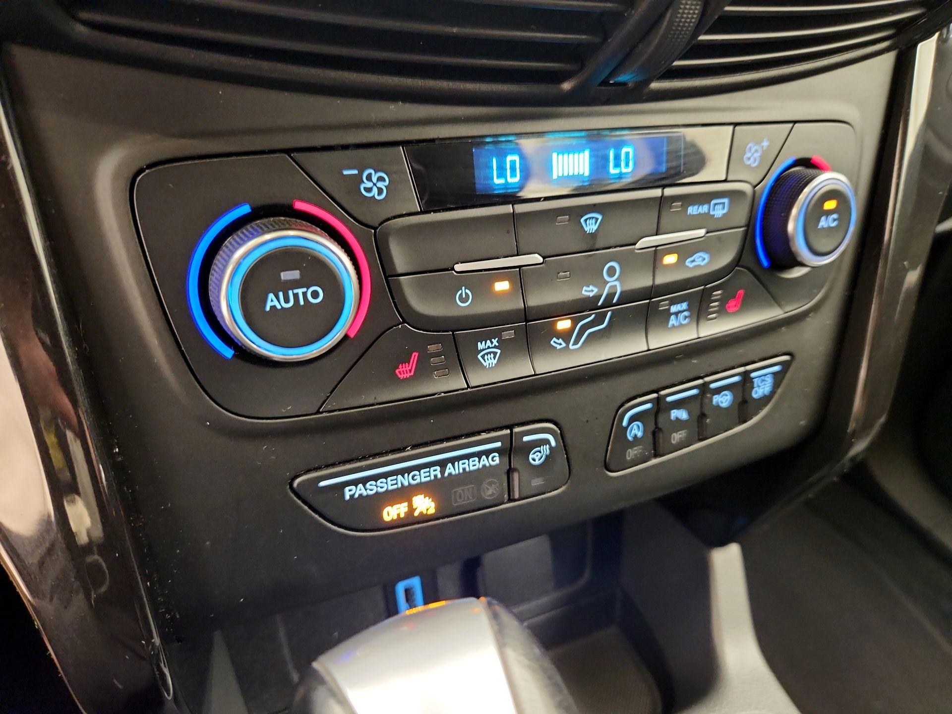Thumbnail: 2017 Ford Escape - 17