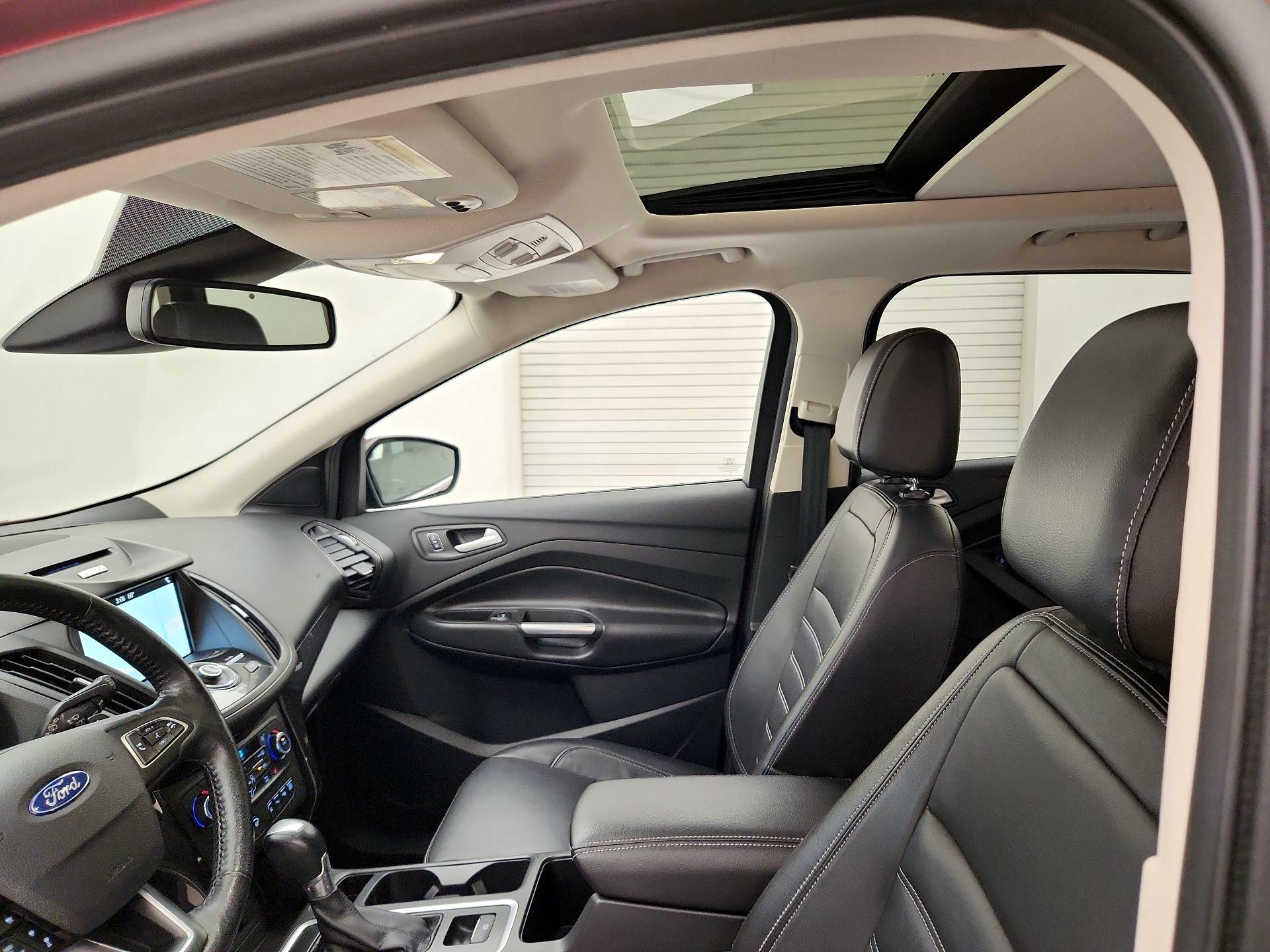 Thumbnail: 2017 Ford Escape - 20