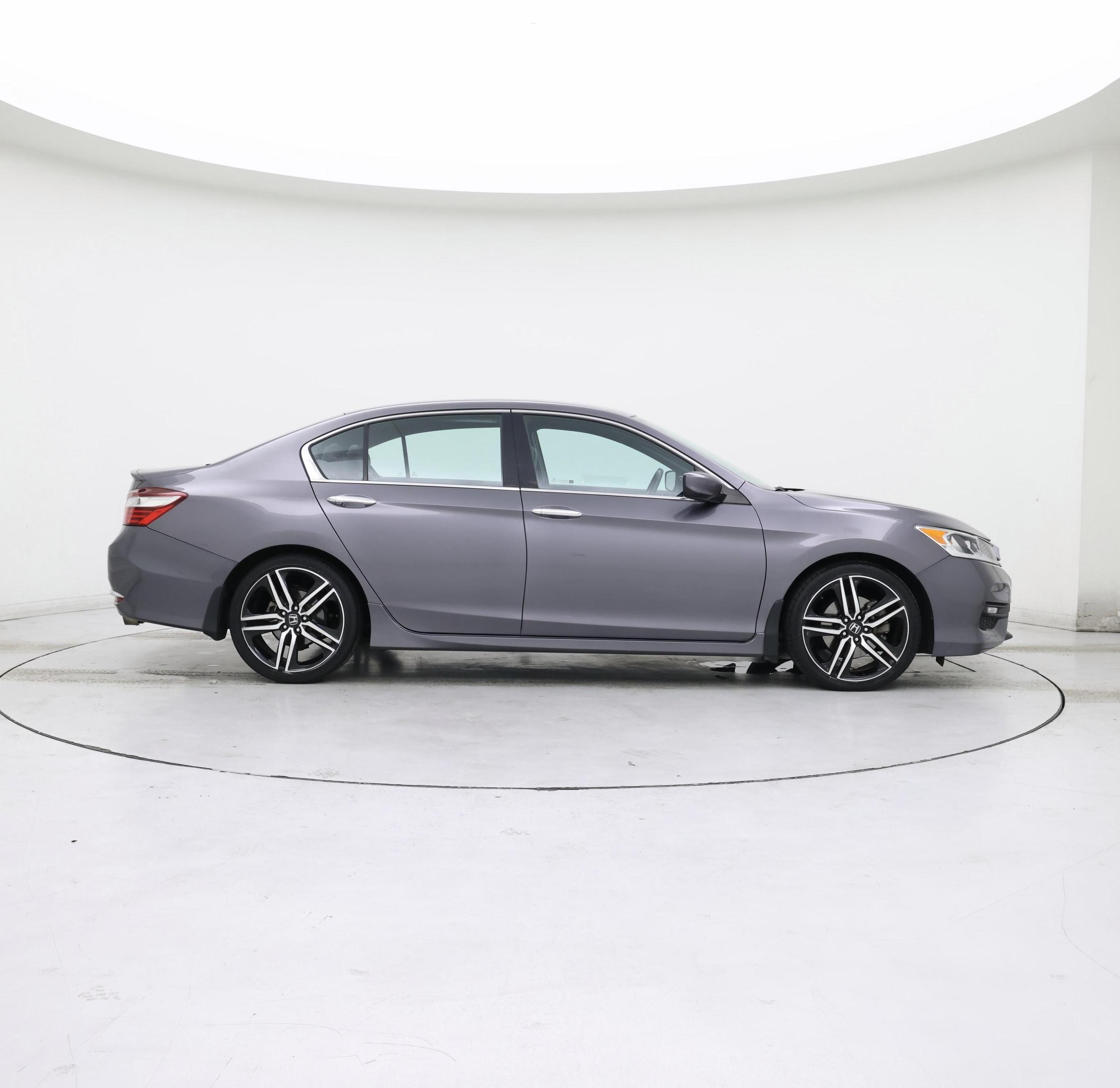 Thumbnail: 2017 Honda Accord - 7