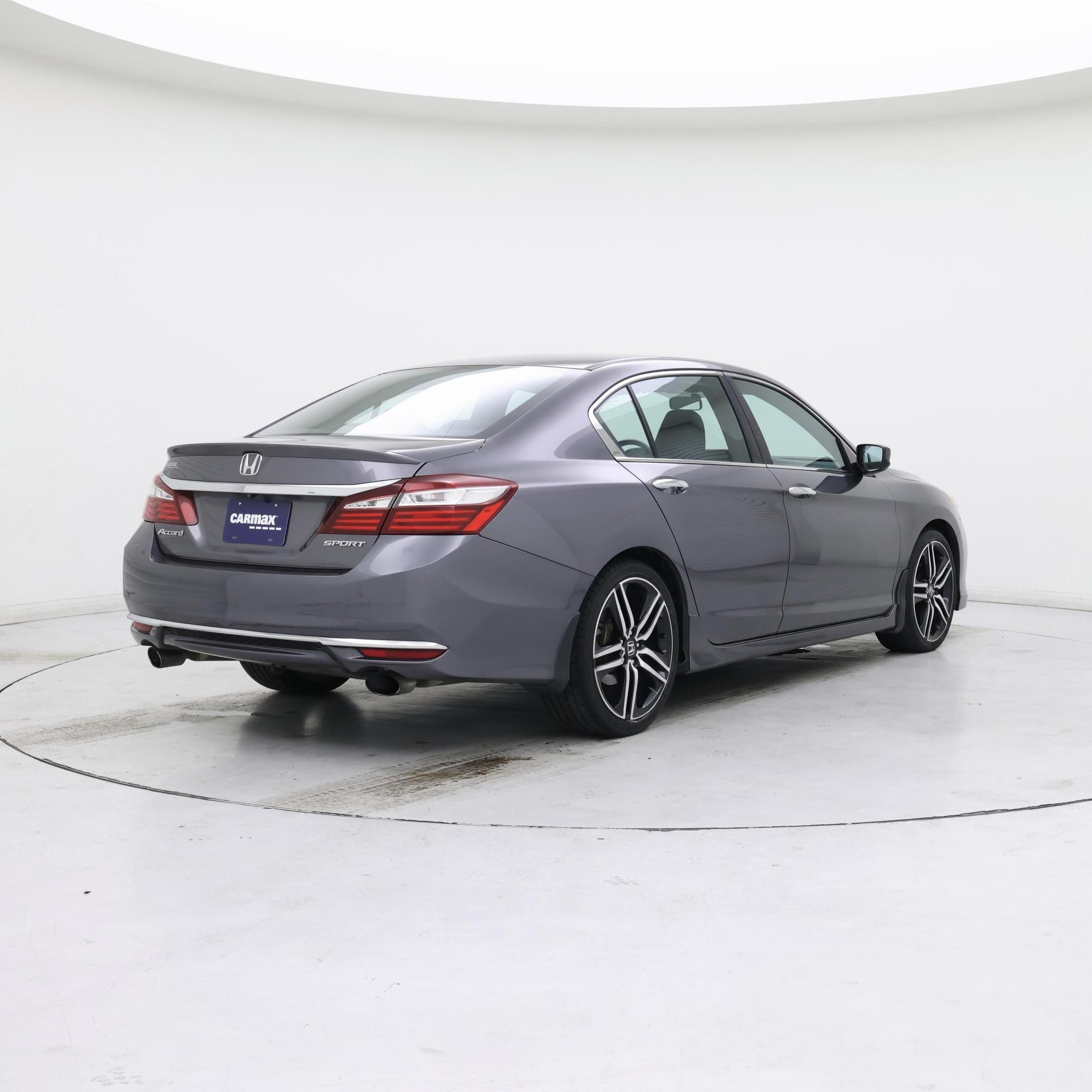 Thumbnail: 2017 Honda Accord - 8